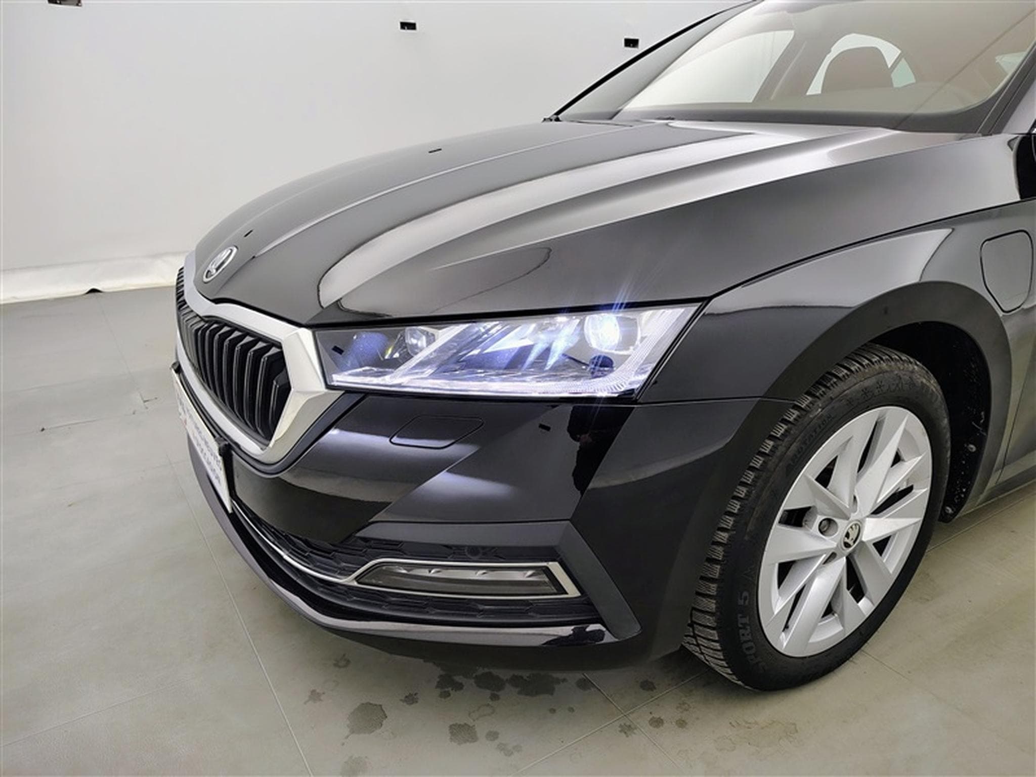 Skoda Octavia 1.4 TSI PHEV Clever+ DSG/NAVI/FULL LED/JA17/PDC (2021) - Foto 15