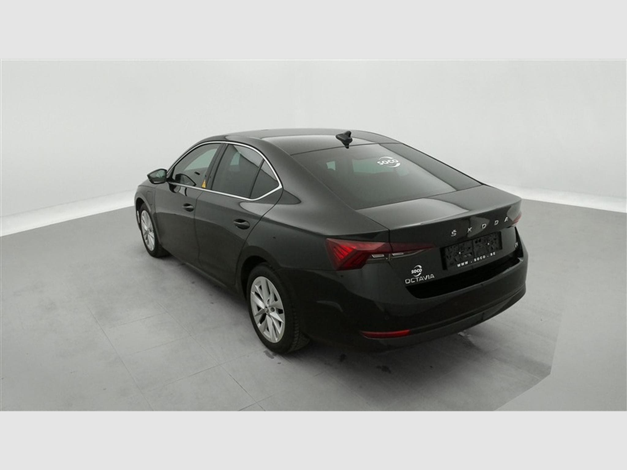 Skoda Octavia 1.4 TSI PHEV Clever+ DSG/NAVI/FULL LED/JA17/PDC (2021) - Foto 2