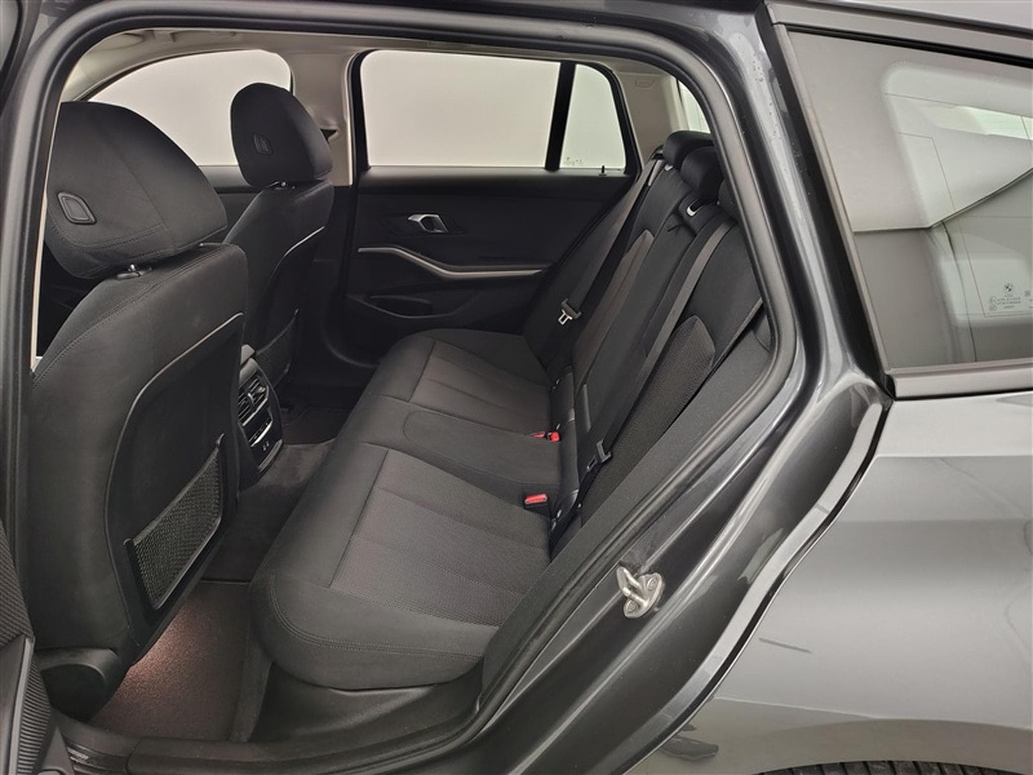BMW 320 320eA PHEV Business NAVI/FULL LED/JA/PDC (2021) - Foto 13
