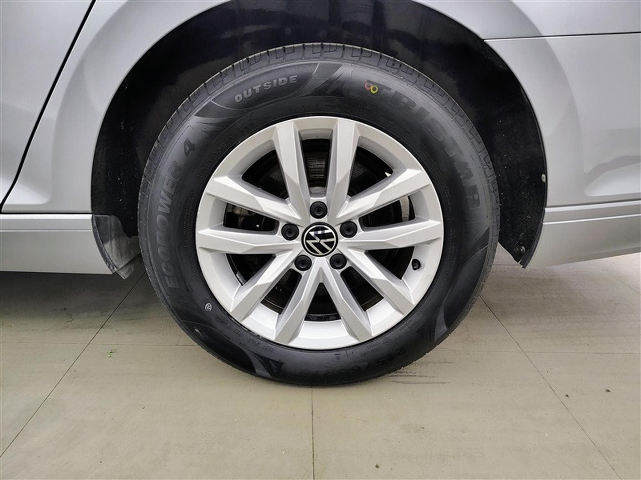 VW Passat TDi SCR Style DSG  Cuir / Navi / Led / PDC av+ar (2020) - Foto 6