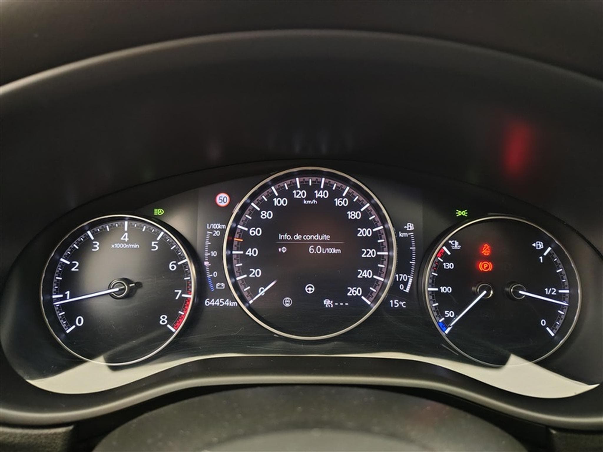Mazda CX-30 2.0i SKYACTIV-X MHE Spec Edition NAVI / CUIR / TO (2023) - Foto 10