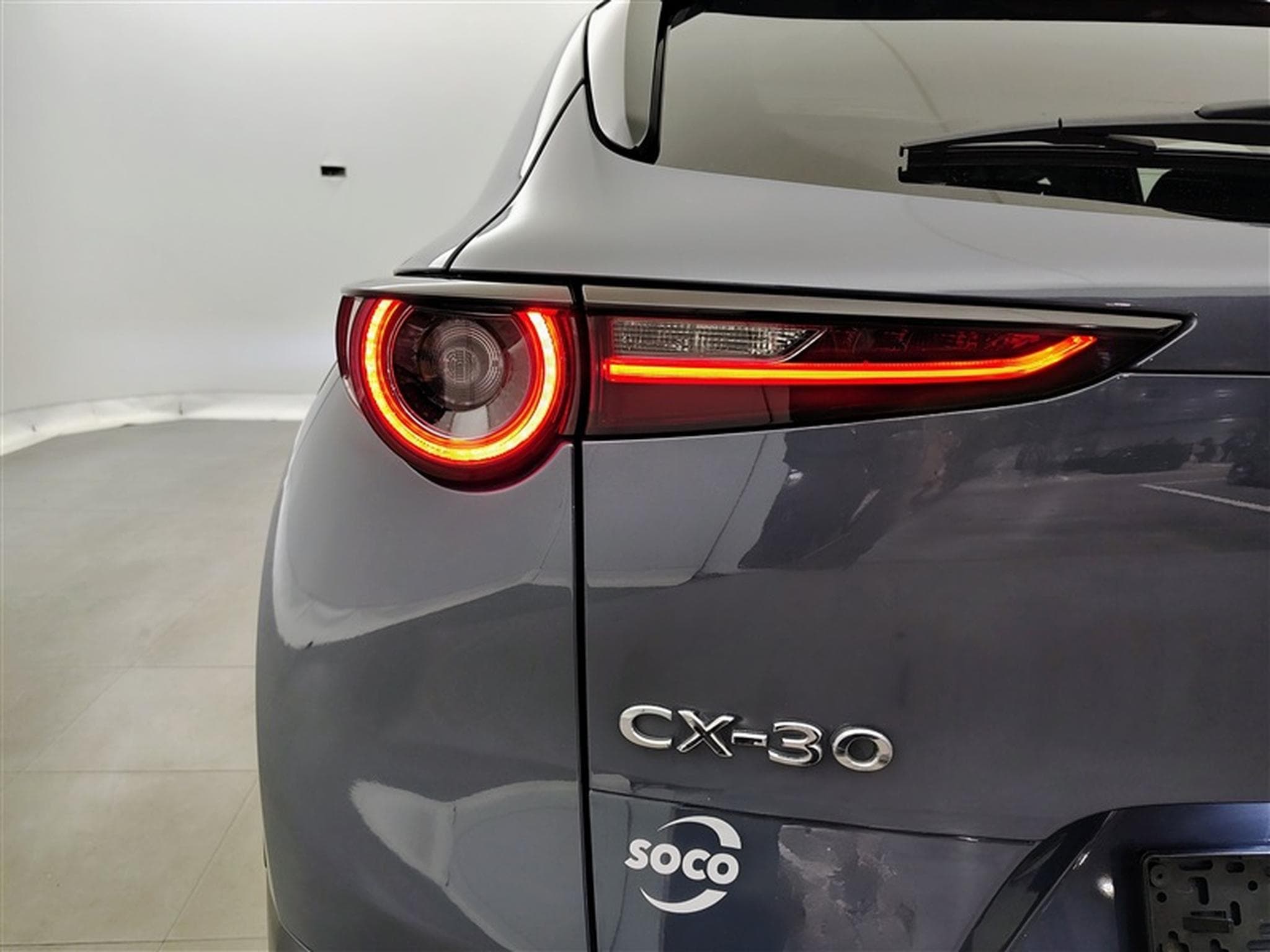 Mazda CX-30 2.0i SKYACTIV-X MHE Spec Edition NAVI / CUIR / TO (2023) - Foto 16