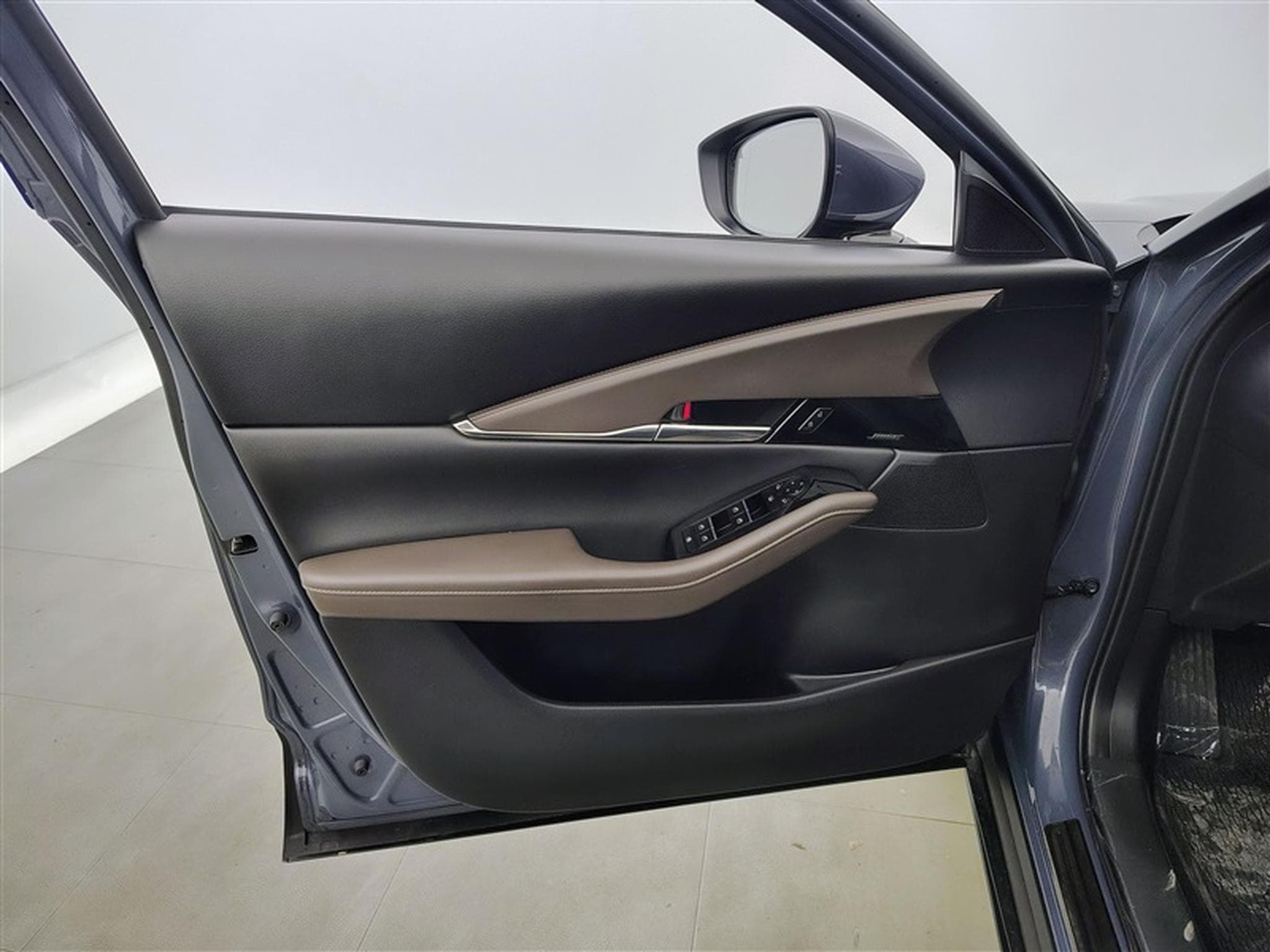 Mazda CX-30 2.0i SKYACTIV-X MHE Spec Edition NAVI / CUIR / TO (2023) - Foto 17