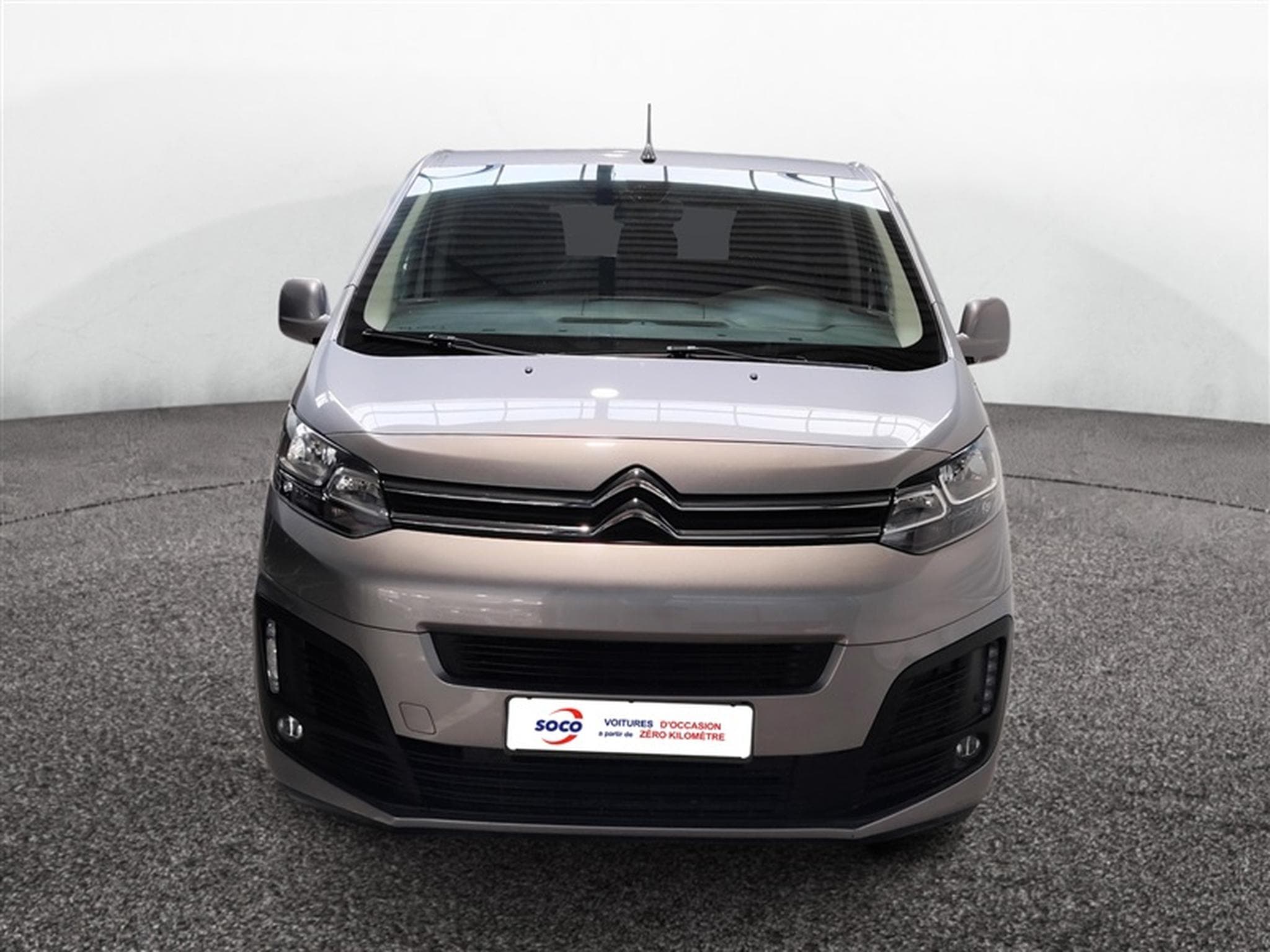 Citroen Jumpy 2.0 BlueHDi L2 Easy Pack Double Cabine *NAVI/CAM360/JA17* (2021) - Foto 4