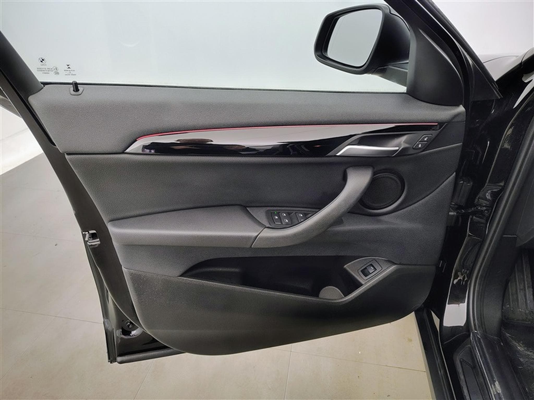 BMW X2 1.5iA sDrive18 Cuir / Navi / Led (2022) - Foto 17