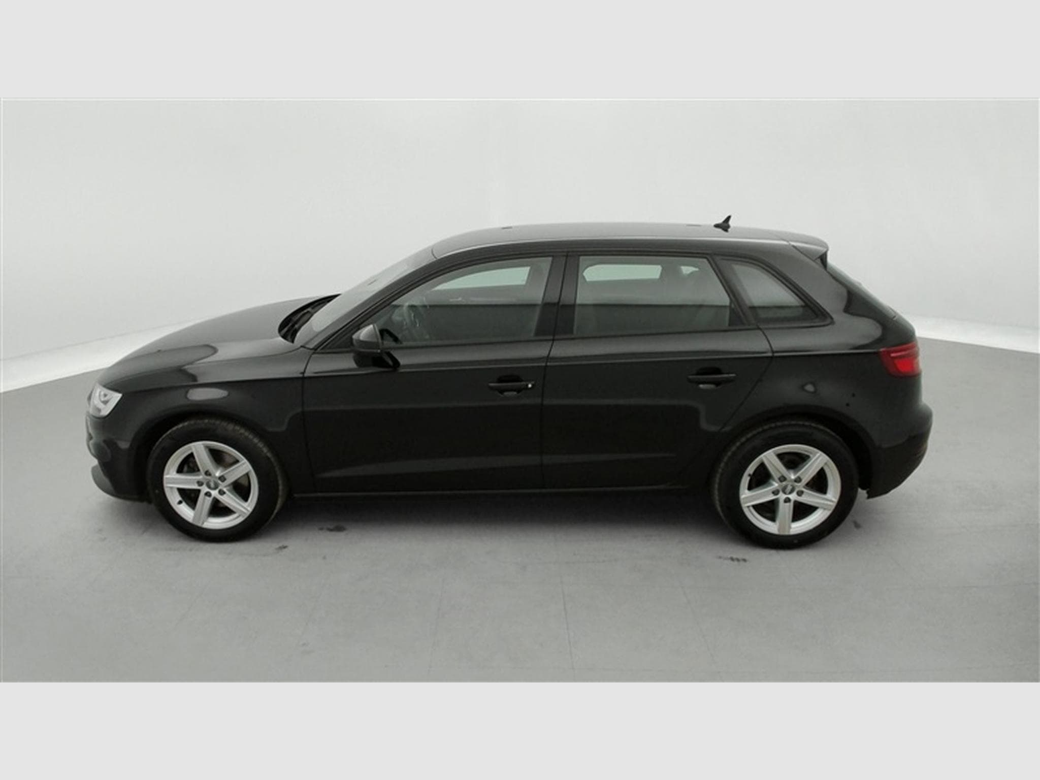 Audi A3 Sportback 30 TFSI  Cuir / Navi Cockpit / Led (2020) - Foto 3