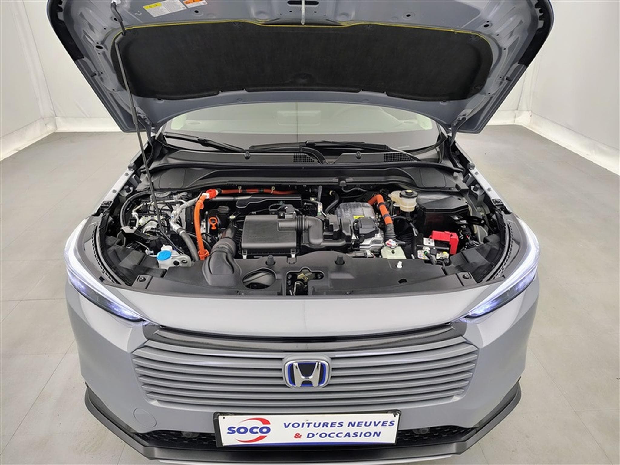 Honda HR-V 1.5 HEV Elegance NAVI / CARPLAY / CAMERA / ALU / PDC (2025) - Foto 19