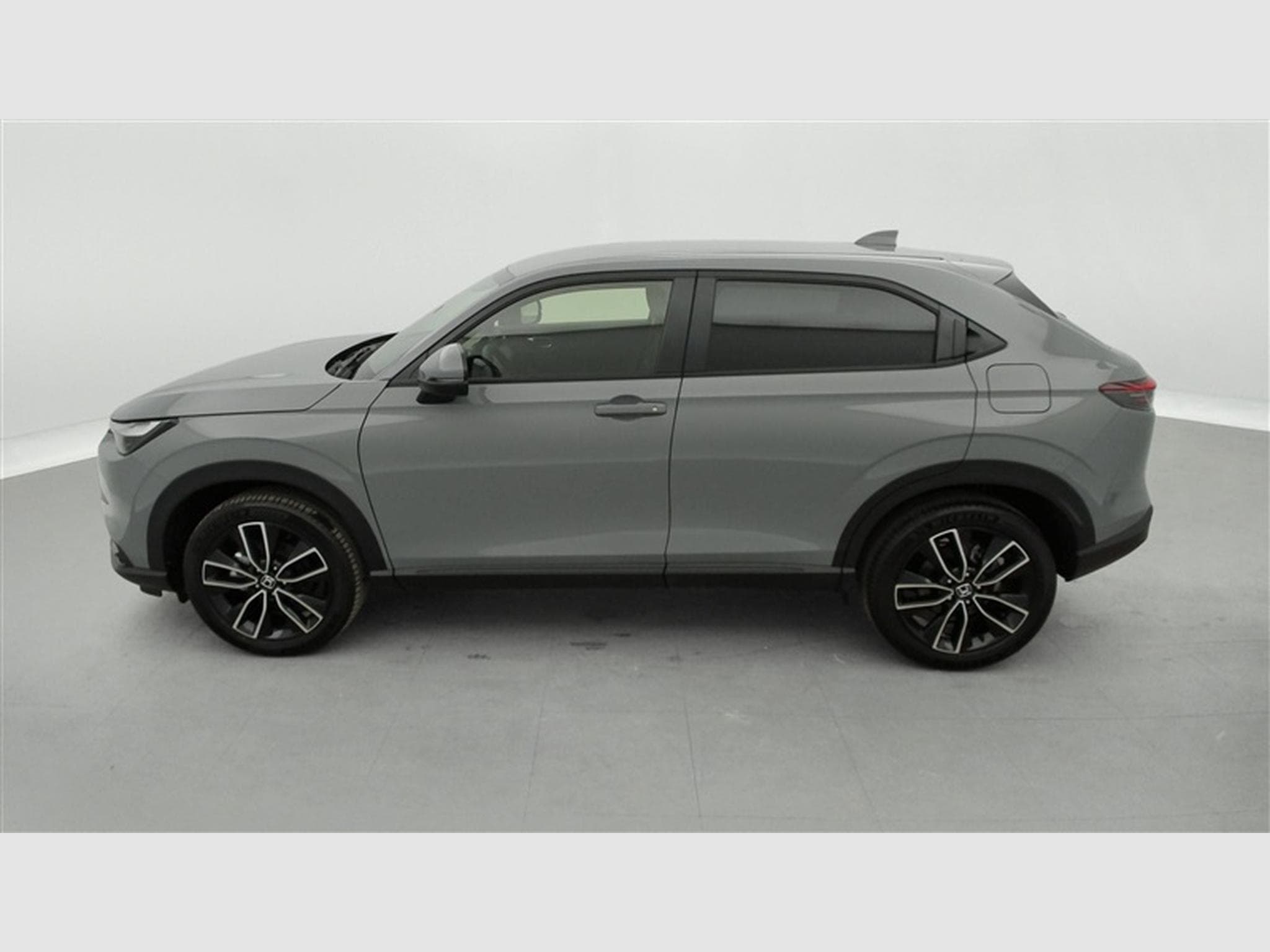 Honda HR-V 1.5 HEV Elegance NAVI / CARPLAY / CAMERA / ALU / PDC (2025) - Foto 3