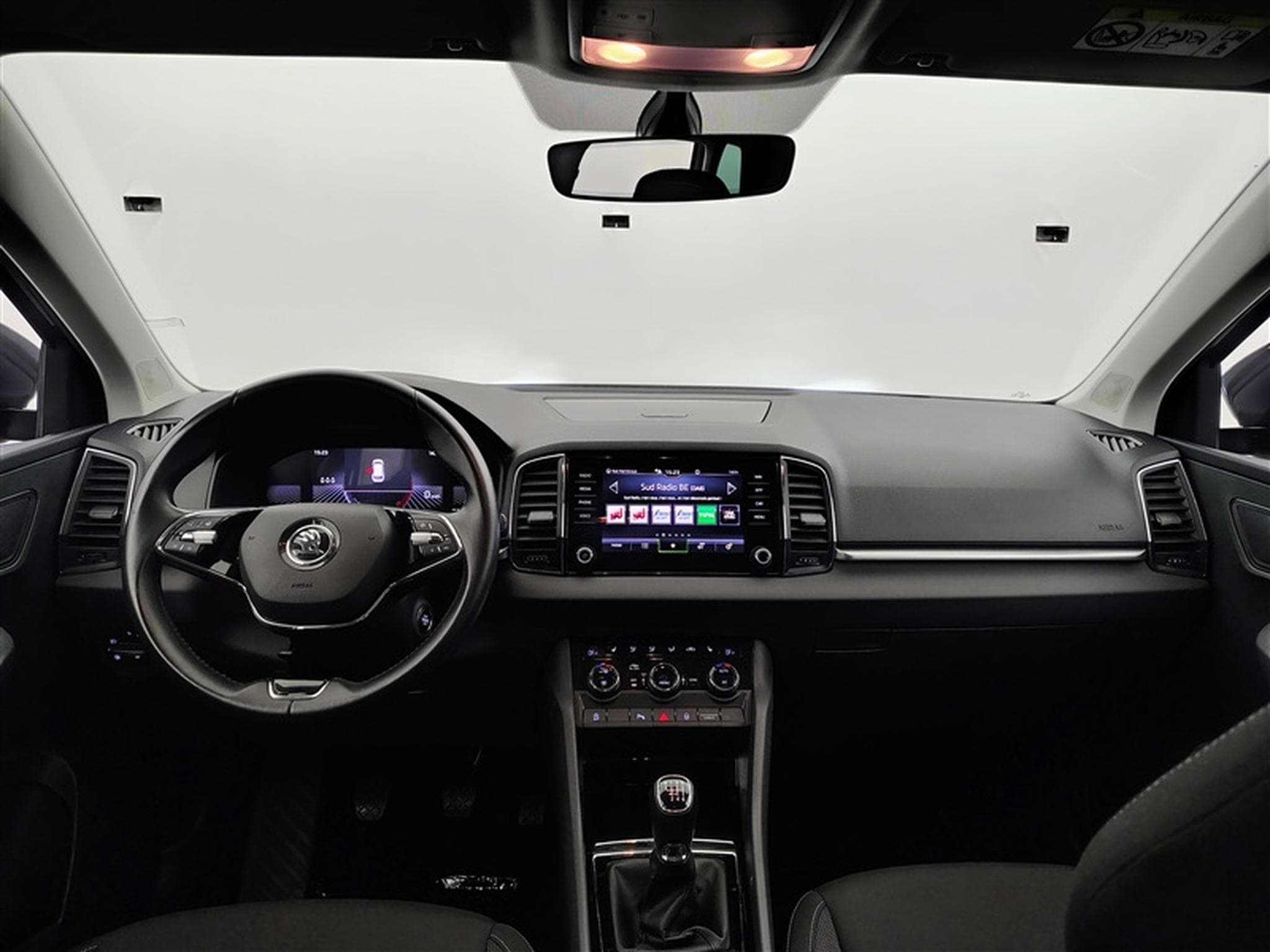Skoda Karoq 1.0 TSI Clever CARPLAY / FULL LED / CLIM (2023) - Foto 8