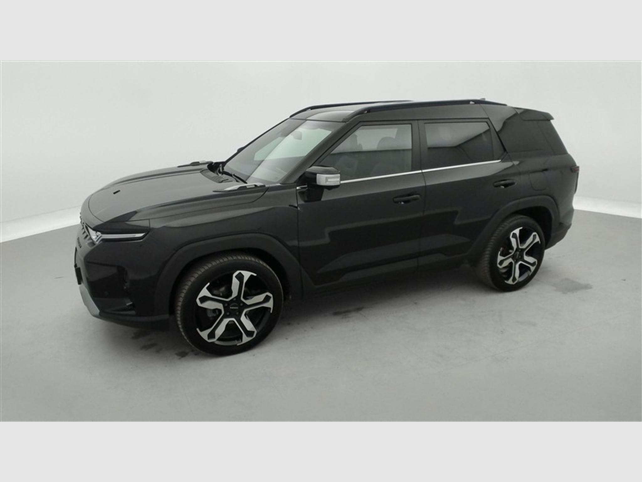 KGM Torres 1.5 HEV-Hybrid Titanium (2025) - Foto 22