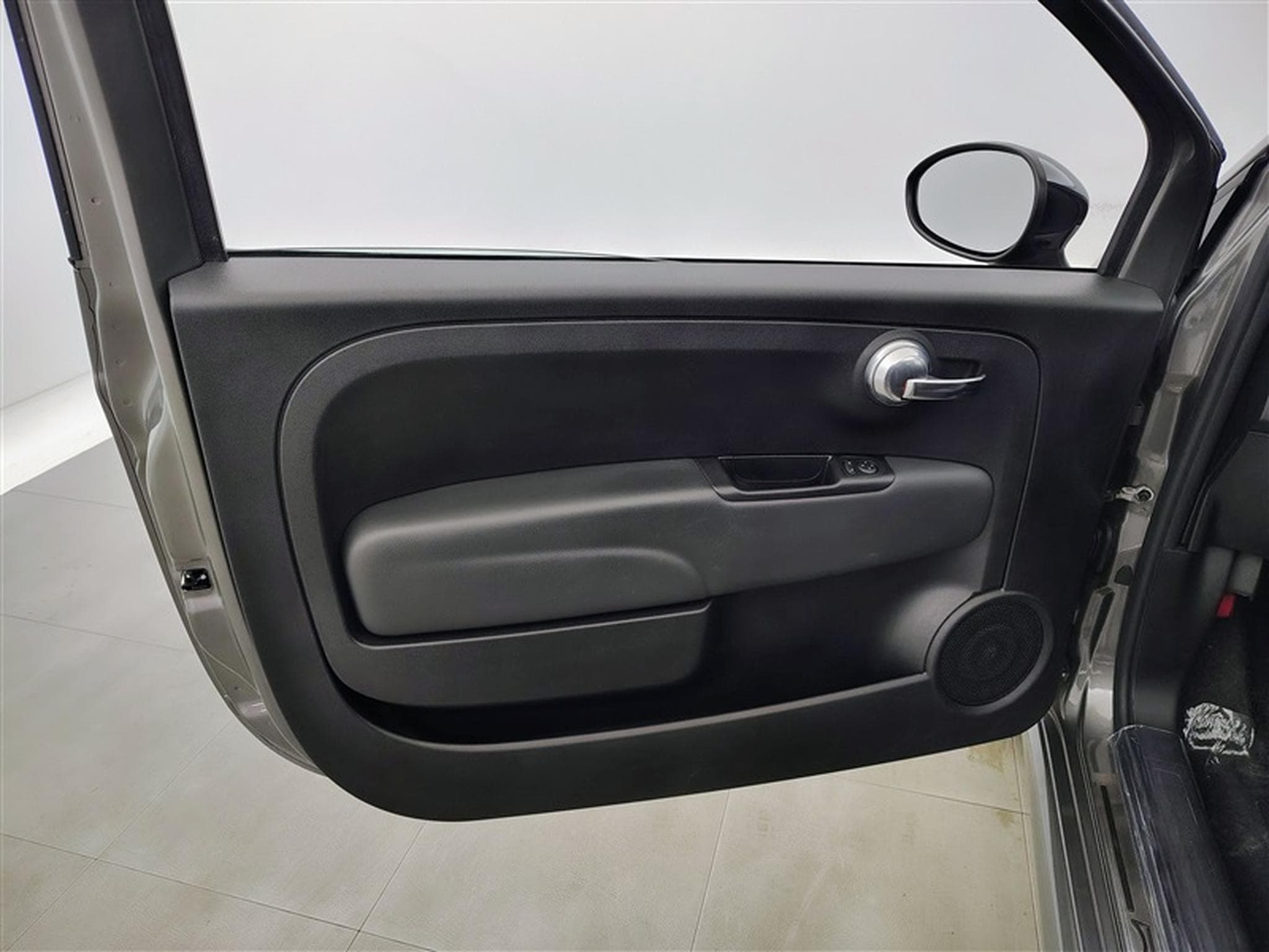 Fiat 500 1.0 Hybrid 70cv Sport CARPLAY / CUIR PARTIEL / PDC AR / JA15 (2021) - Foto 16