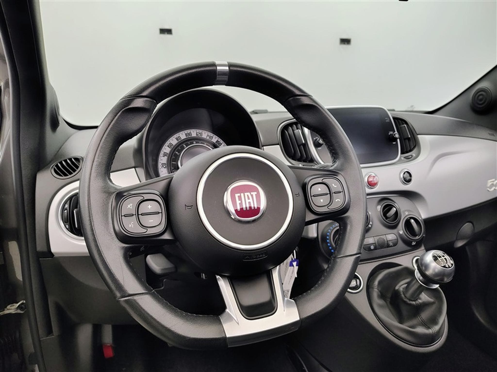 Fiat 500 1.0 Hybrid 70cv Sport CARPLAY / CUIR PARTIEL / PDC AR / JA15 (2021) - Foto 9