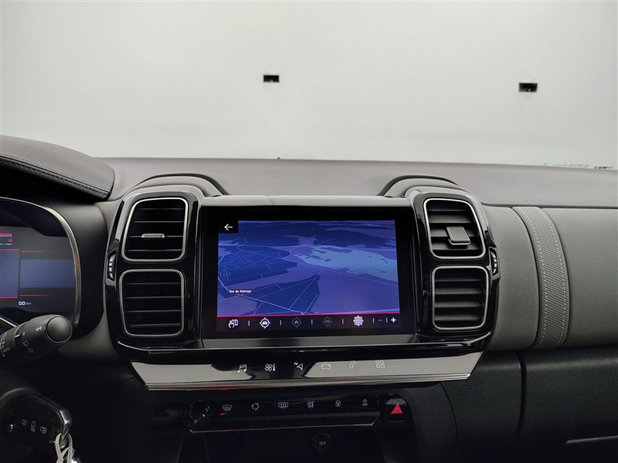 Citroen C5 Aircross 1.2 Shine  Cuir / Navi / PDC av+ar (2022) - Foto 11