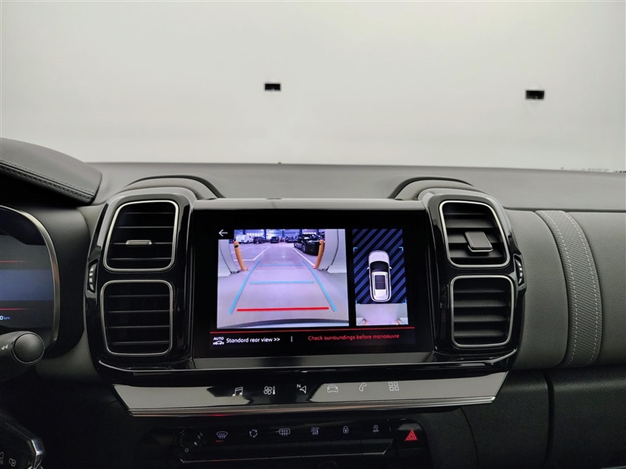 Citroen C5 Aircross 1.2 Shine  Cuir / Navi / PDC av+ar (2022) - Foto 18