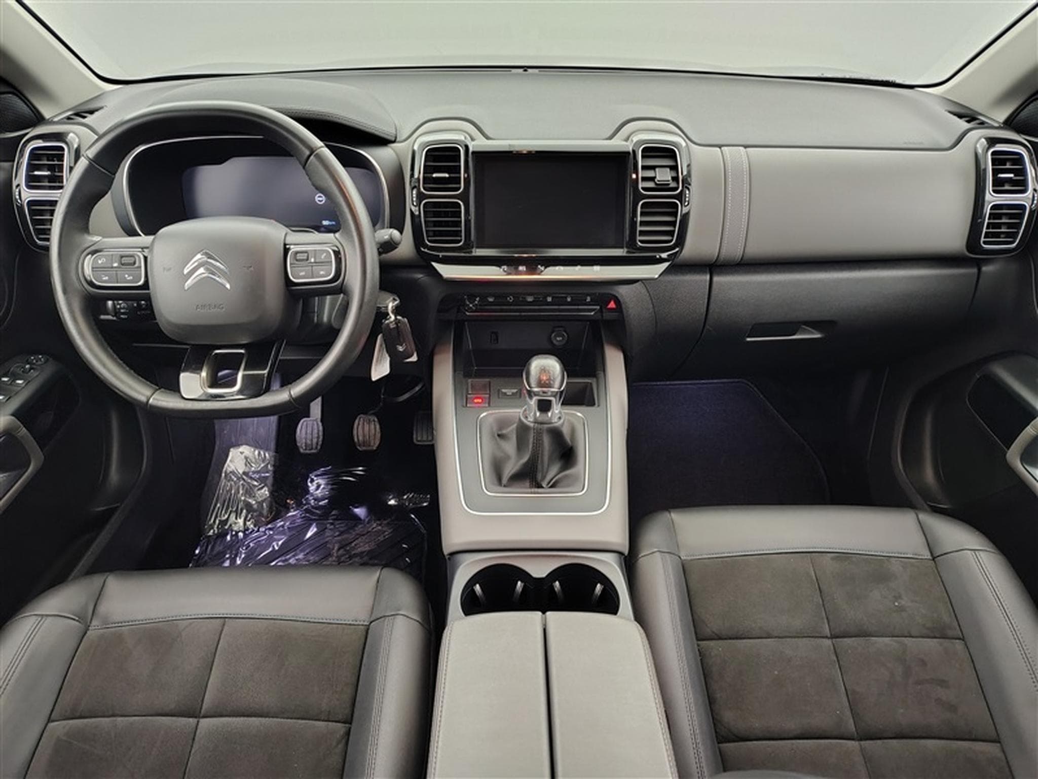 Citroen C5 Aircross 1.2 Shine  Cuir / Navi / PDC av+ar (2022) - Foto 8