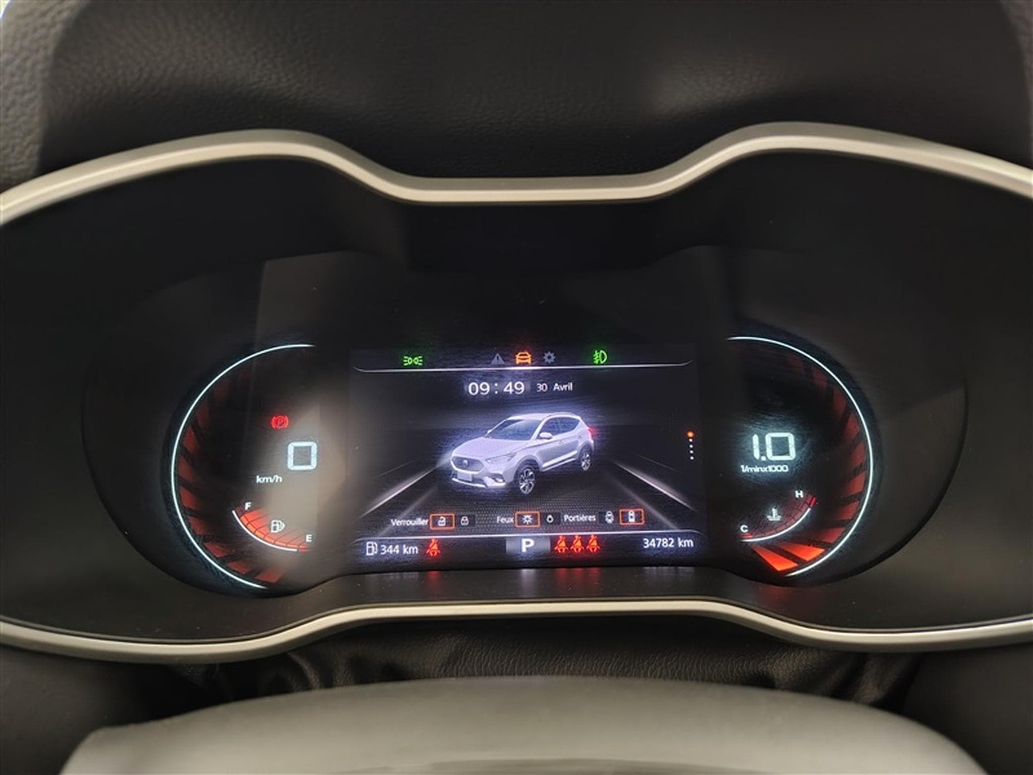 MG ZS 1.0 T-GDi 110cv AUTO Luxury NAVI / FULL LED / CUIR / CAMERA (2024) - Foto 10