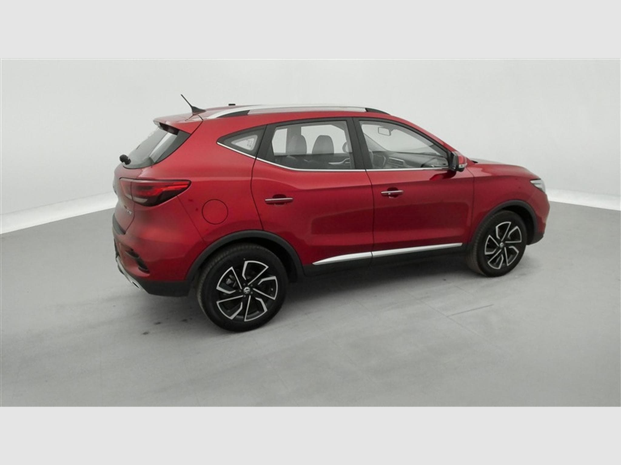 MG ZS 1.0 T-GDi 110cv AUTO Luxury NAVI / FULL LED / CUIR / CAMERA (2024) - Foto 24