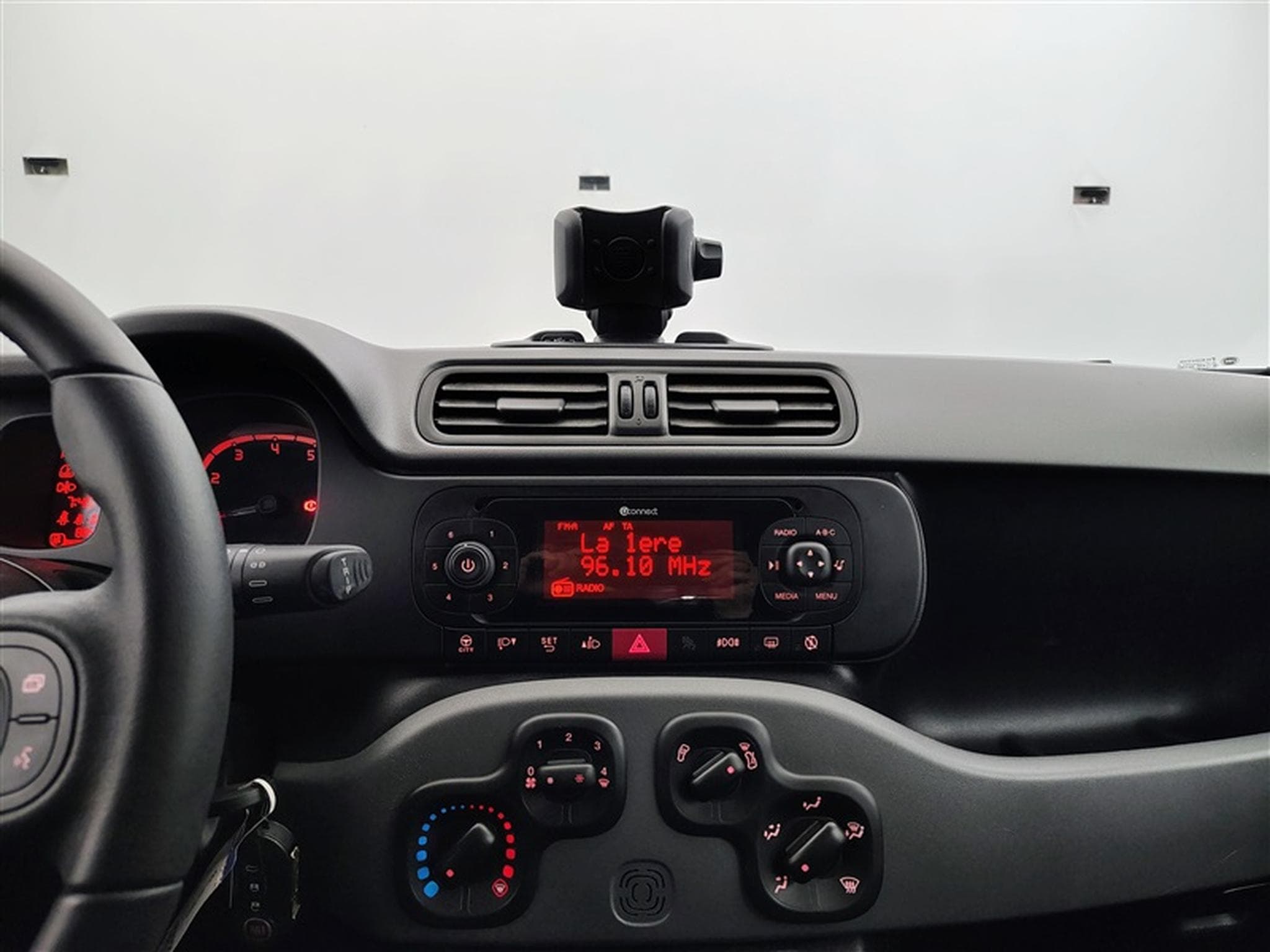 Fiat Panda Cross 1.2i City Cross (EU6d-TEMP) (2019) - Foto 11