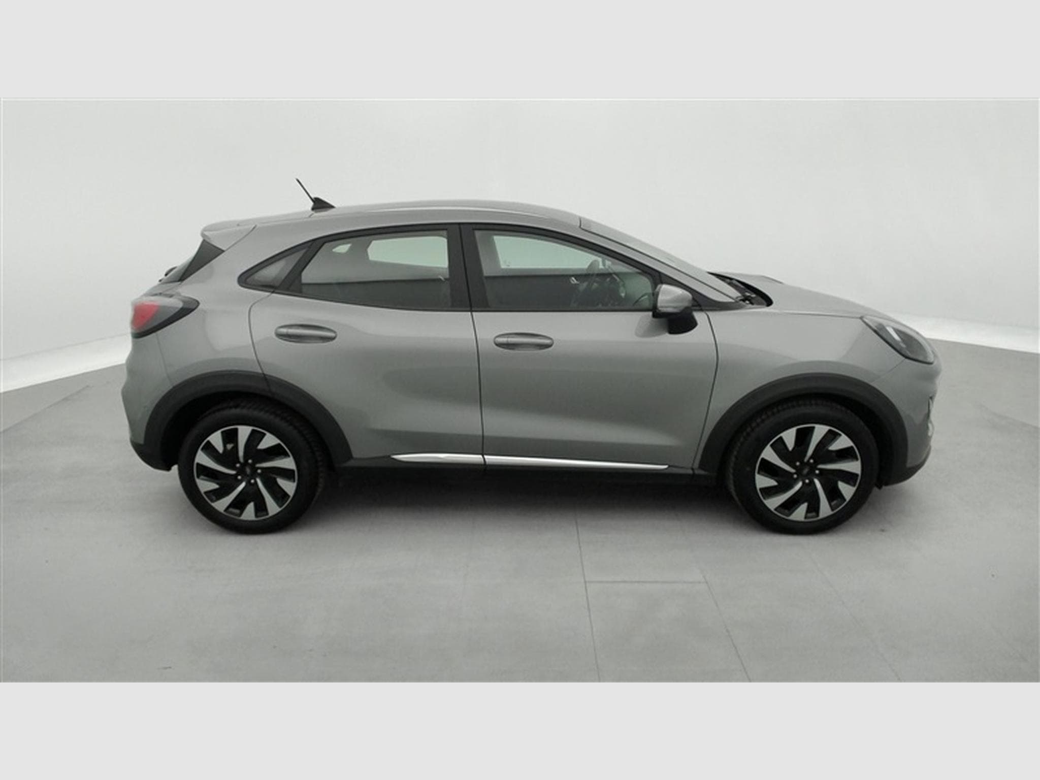 Ford Puma 1.0 EcoBoost AUT. MHEV Titanium NAVI / CARPLAY (2023) - Foto 24