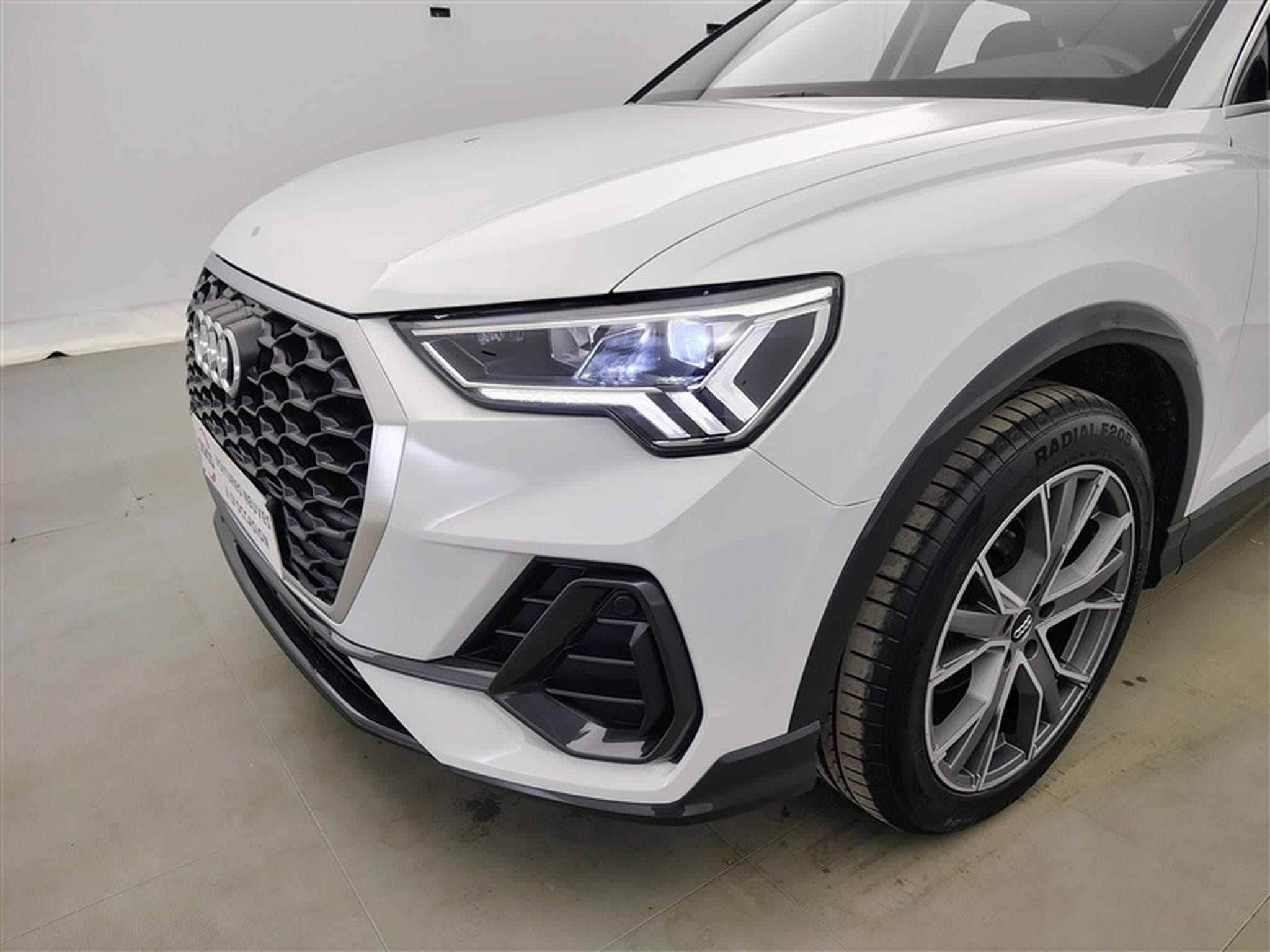 Audi Q3 Sportback 35 TFSI S-Tronic Sport CARPLAY / CAMERA / FULL LED (2021) - Foto 15