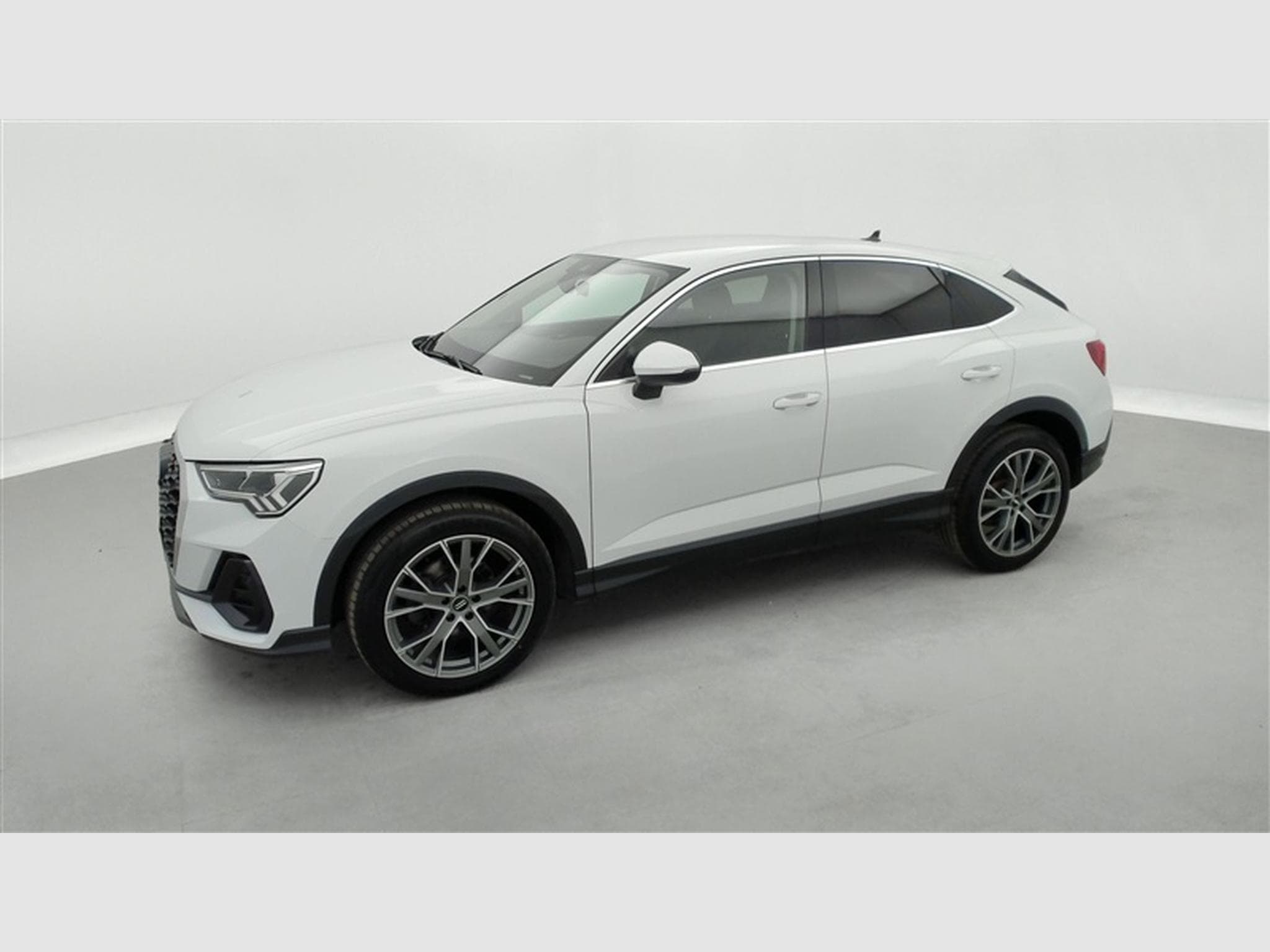 Audi Q3 Sportback 35 TFSI S-Tronic Sport CARPLAY / CAMERA / FULL LED (2021) - Foto 21