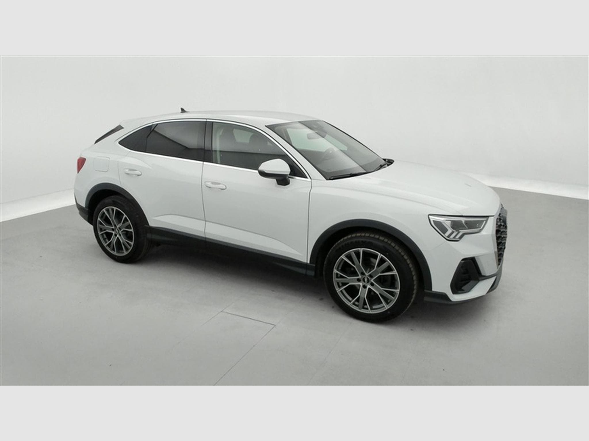 Audi Q3 Sportback 35 TFSI S-Tronic Sport CARPLAY / CAMERA / FULL LED (2021) - Foto 23