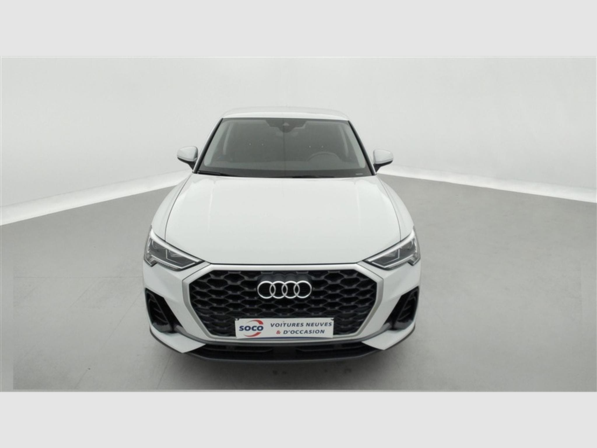 Audi Q3 Sportback 35 TFSI S-Tronic Sport CARPLAY / CAMERA / FULL LED (2021) - Foto 4