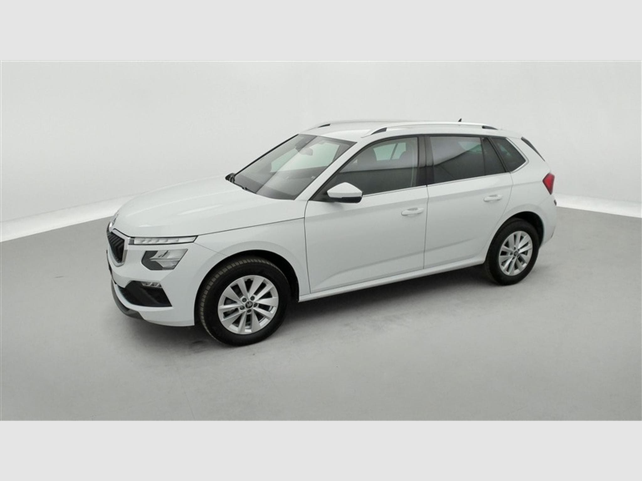 Skoda Kamiq 1.0 TSI 115cv DSG Clever CARPLAY / FULL LED / KEYLESS / CAM (2025) - Foto 21