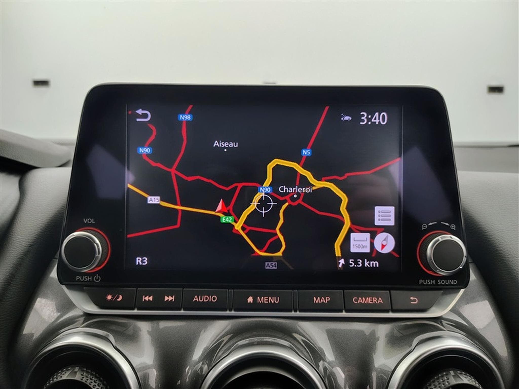 Nissan Juke 1.0 DIG-T 2WD Enigma NAVI / S-CUIR / FULL LED (2023) - Foto 11