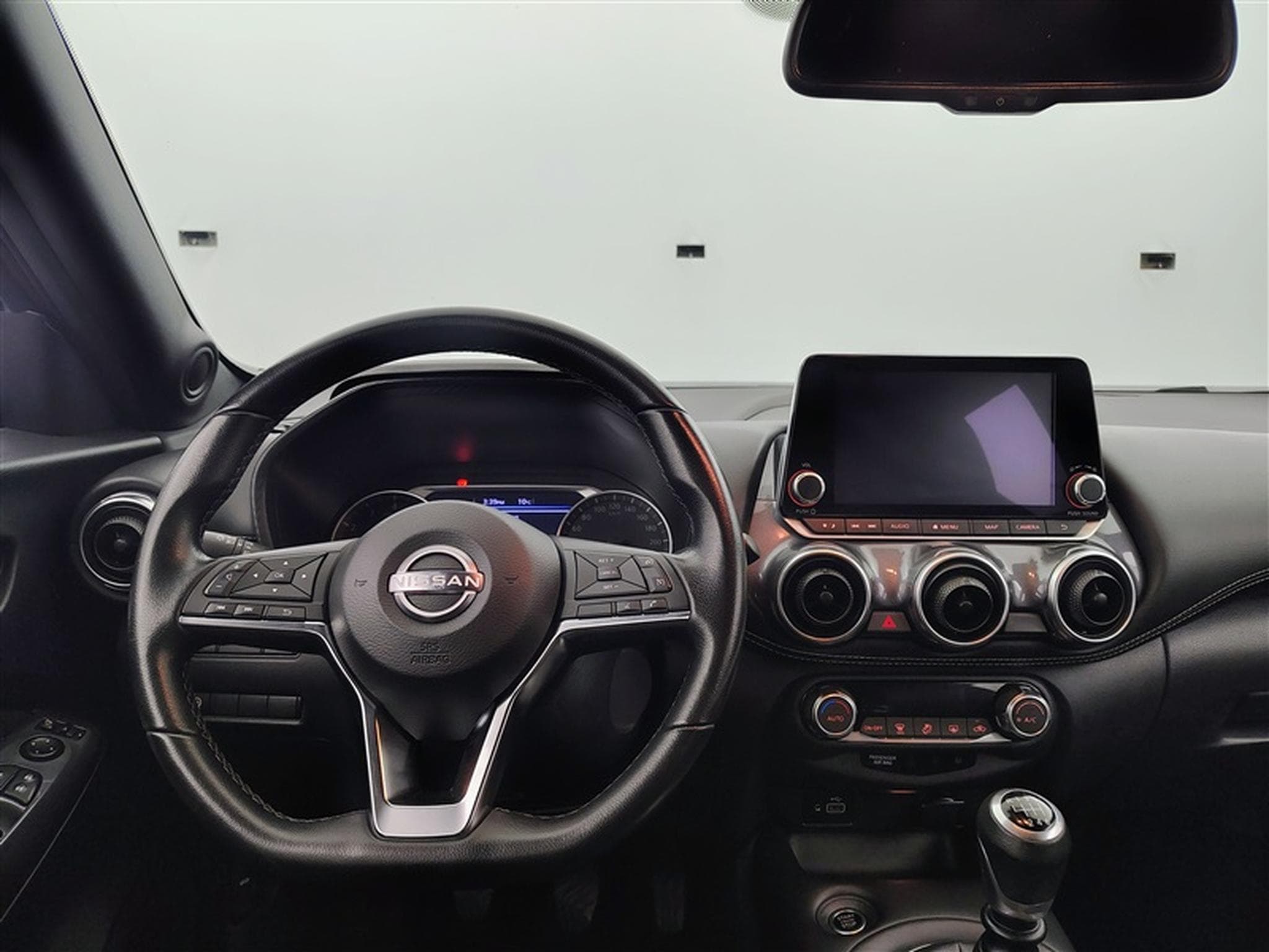 Nissan Juke 1.0 DIG-T 2WD Enigma NAVI / S-CUIR / FULL LED (2023) - Foto 9