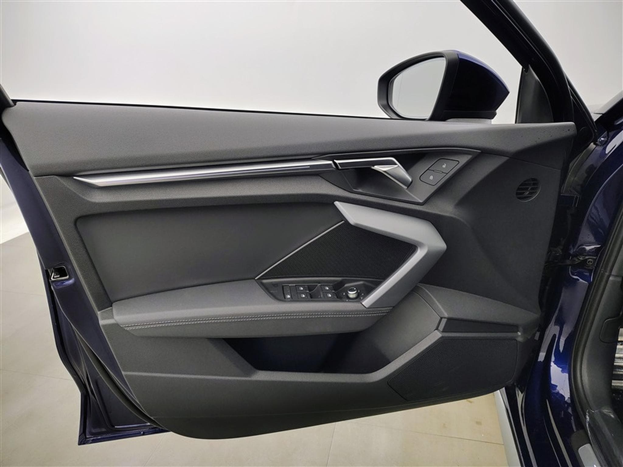 Audi A3 Sportback S line CUIR/CAM/CARPLAY (2026) - Foto 17