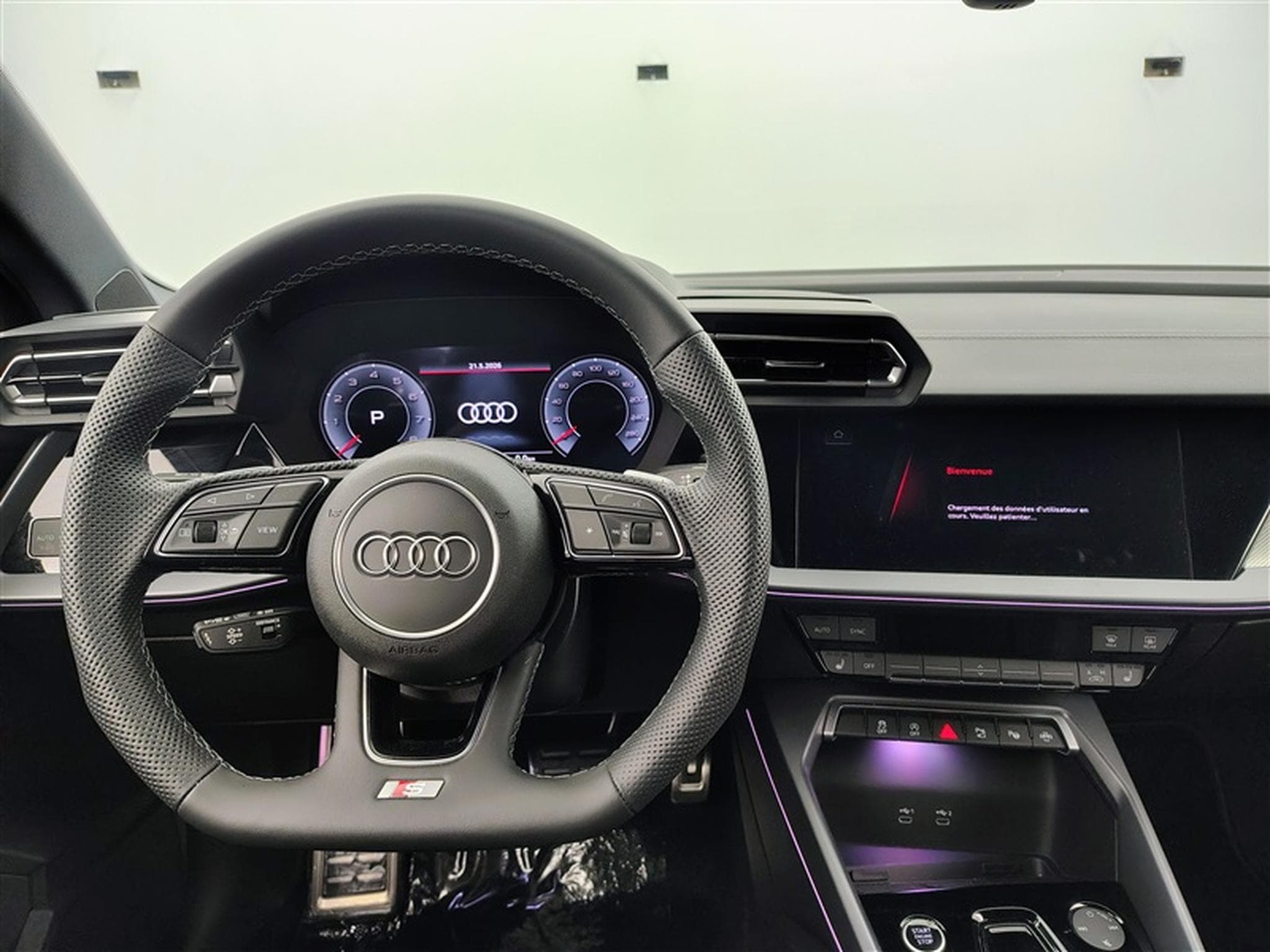 Audi A3 Sportback S line CUIR/CAM/CARPLAY (2026) - Foto 9