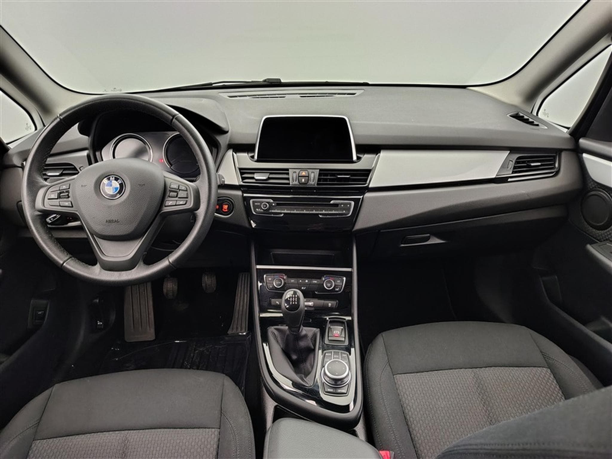 BMW 216 d Gran Tourer Navi / Led / PDC av+ar (2020) - Foto 8
