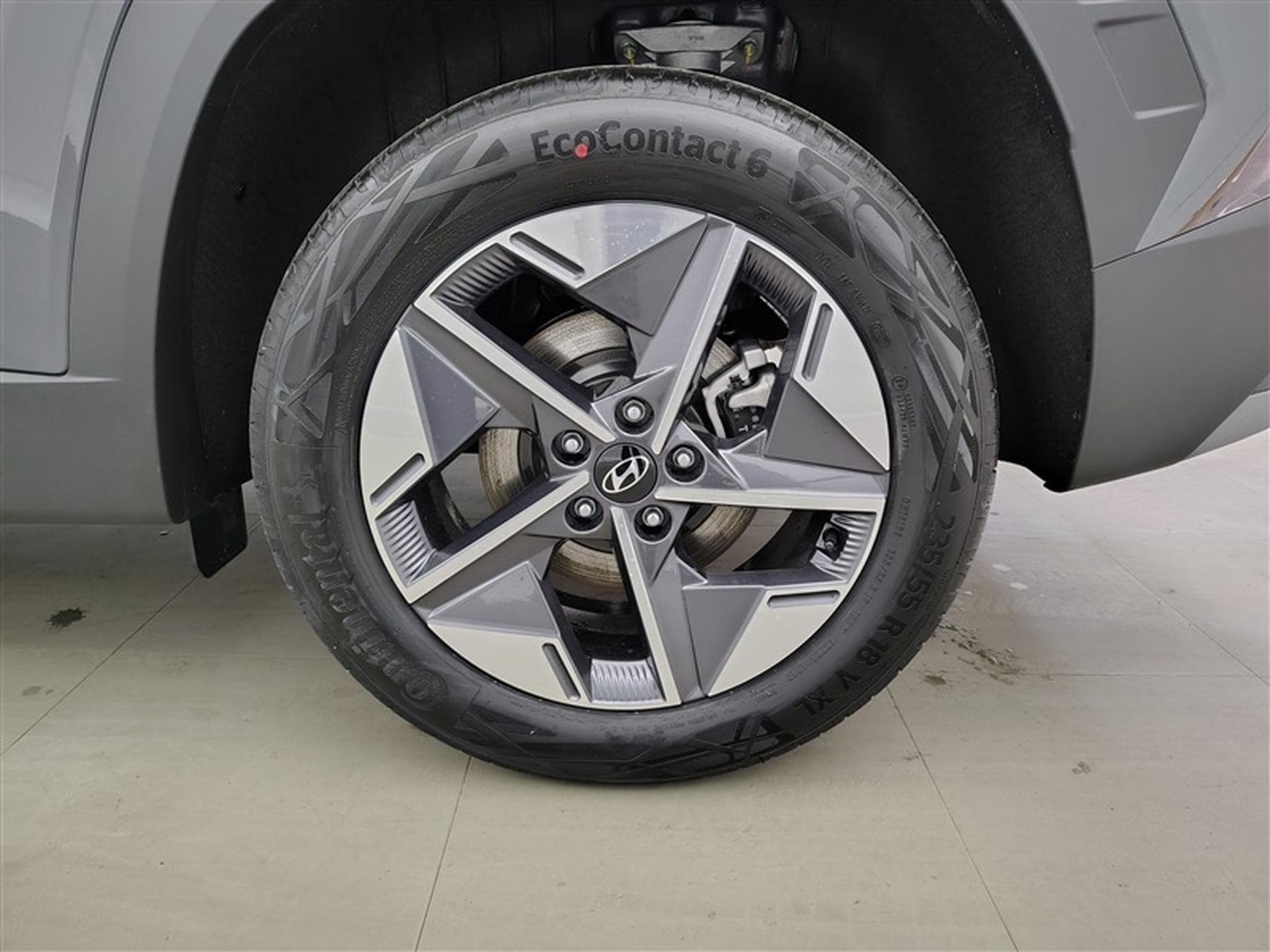 Hyundai Tucson 1.6 T-GDi 150cv DCT Feel CARPLAY / FULL LED / CAMERA (2025) - Foto 6