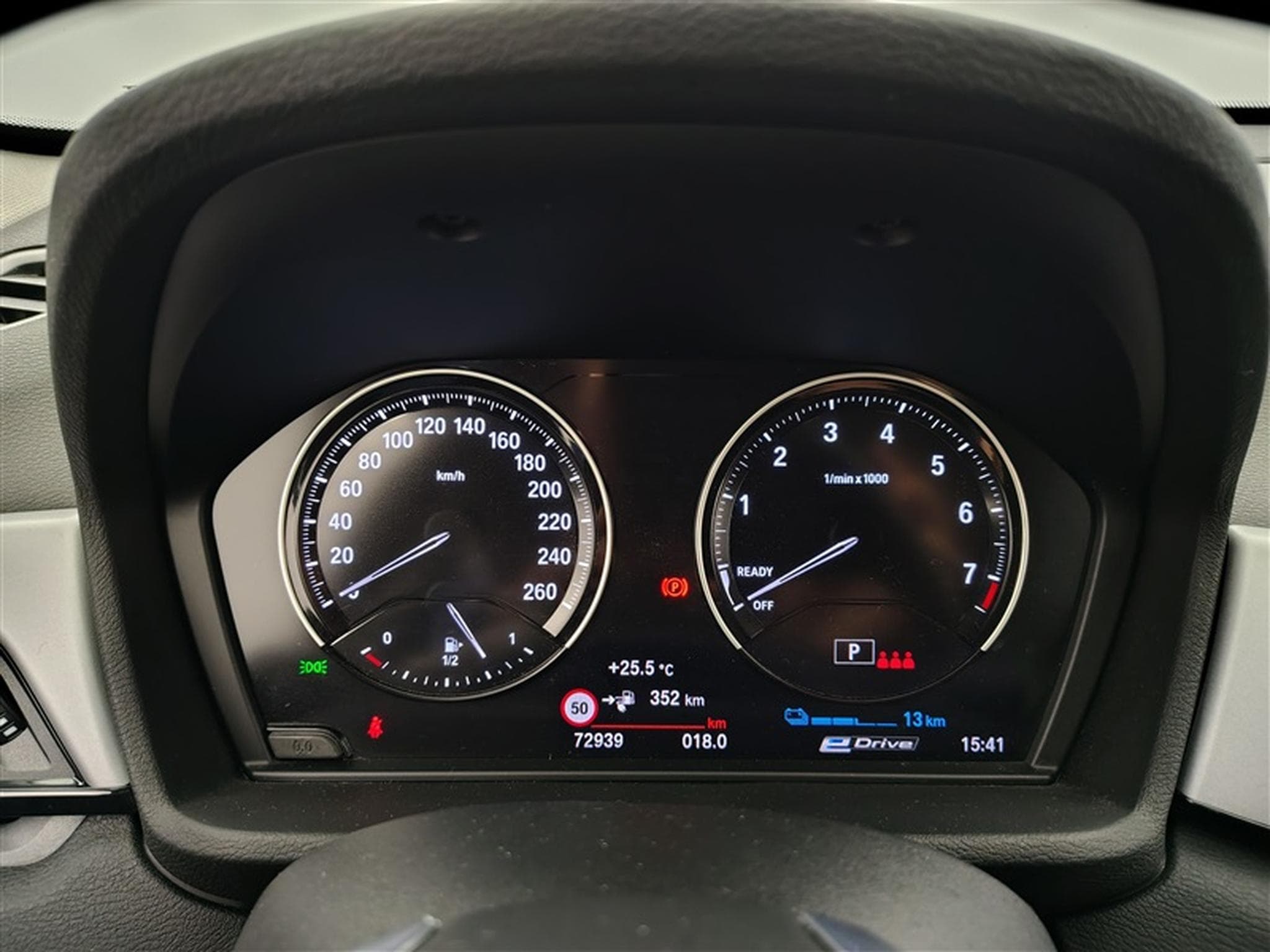 BMW X1 PHEV 1.5iA xDrive25e NAVI / FULL LED / PDC AV-AR (2021) - Foto 10