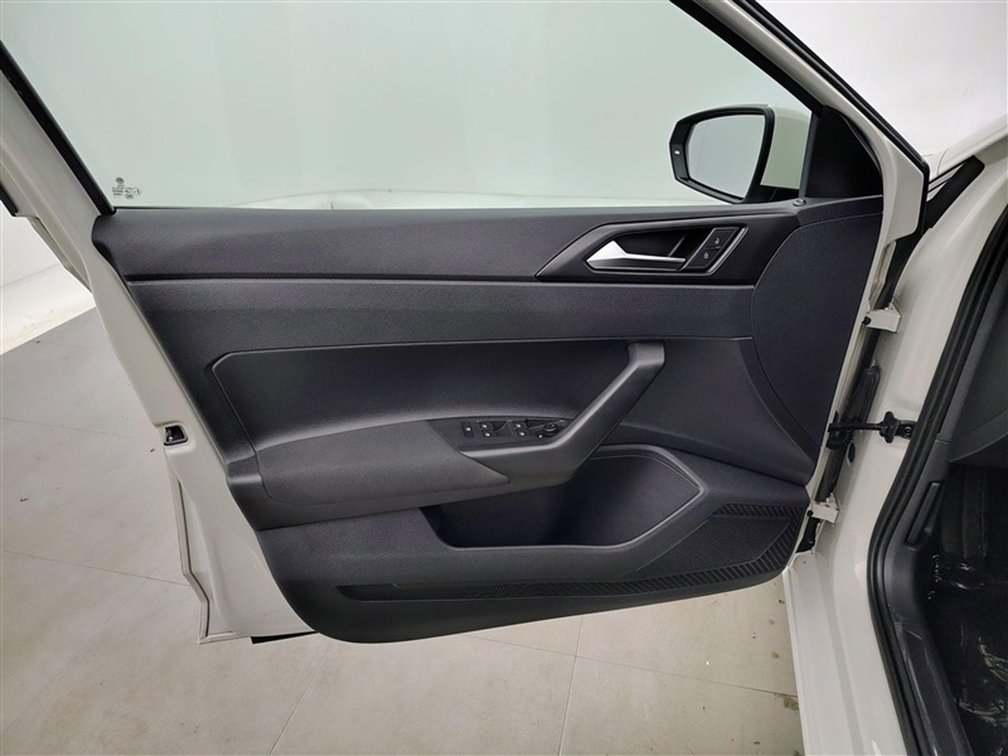 VW Polo 1.0 TSI 95Cv Life (2022) - Foto 17