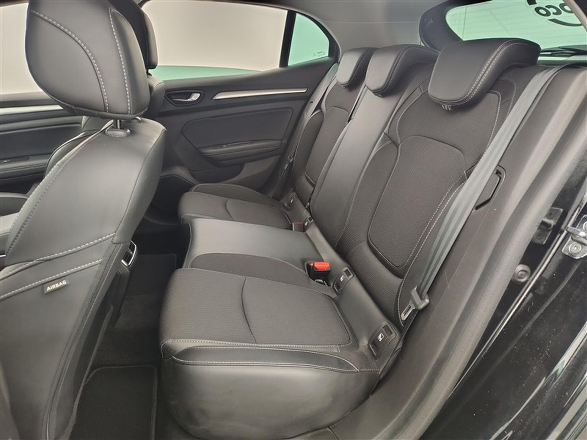 Renault Megane 1.33 TCe Techno S-CUIR/NAVI/FULL LED/JA17/PDC (2023) - Foto 13