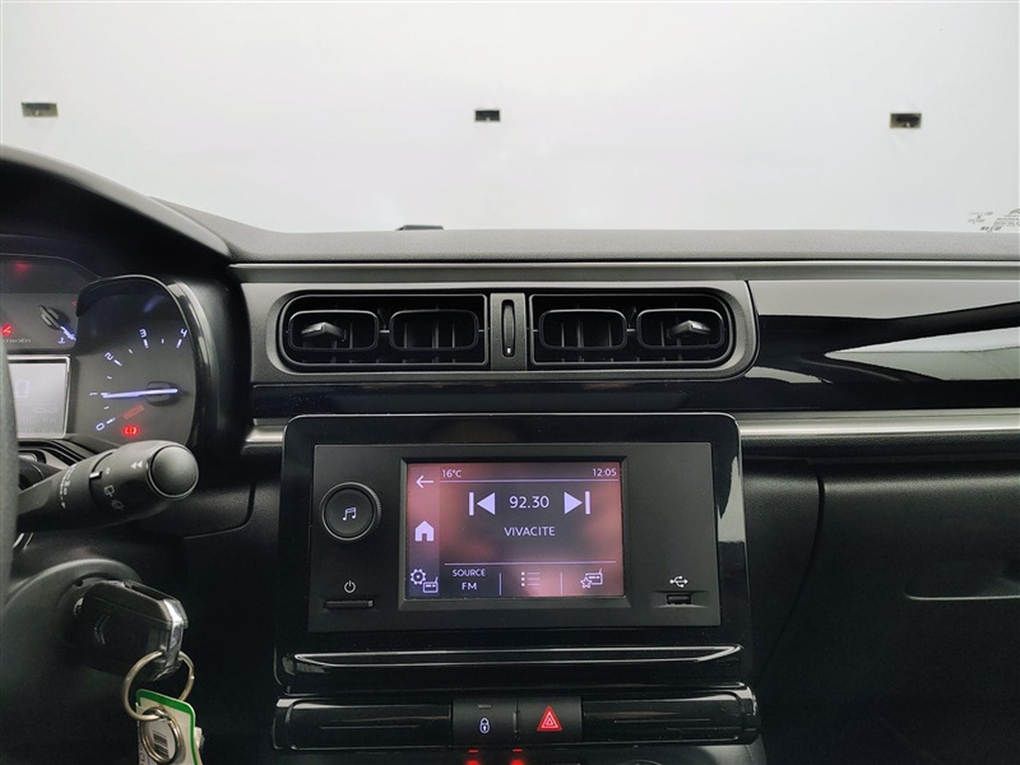 Citroen C3 1.2i PureTech You S&S (2022) - Foto 11