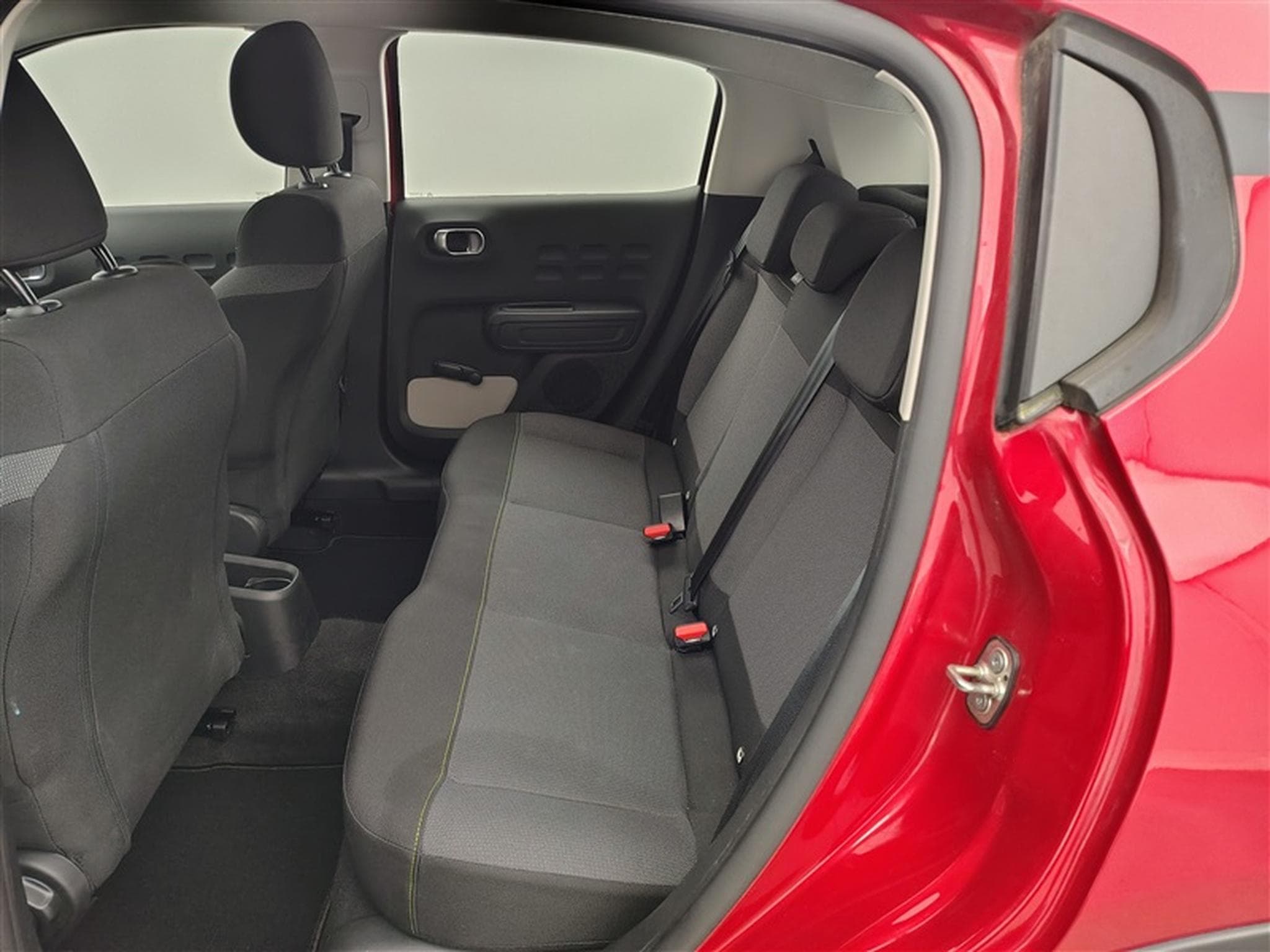 Citroen C3 1.2i PureTech You S&S (2022) - Foto 13