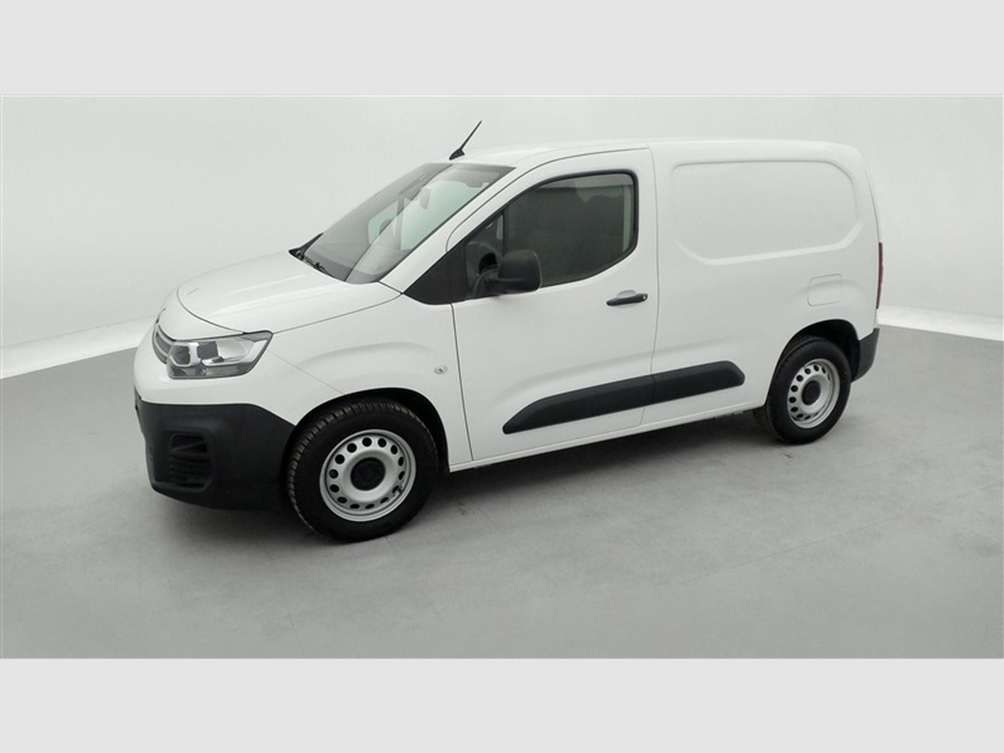 Citroen Berlingo 1.2 Puretech 130Cv EAT8 Worker 3PL / NAVI / CAMERA / CARPLAY (2021) - Foto 20