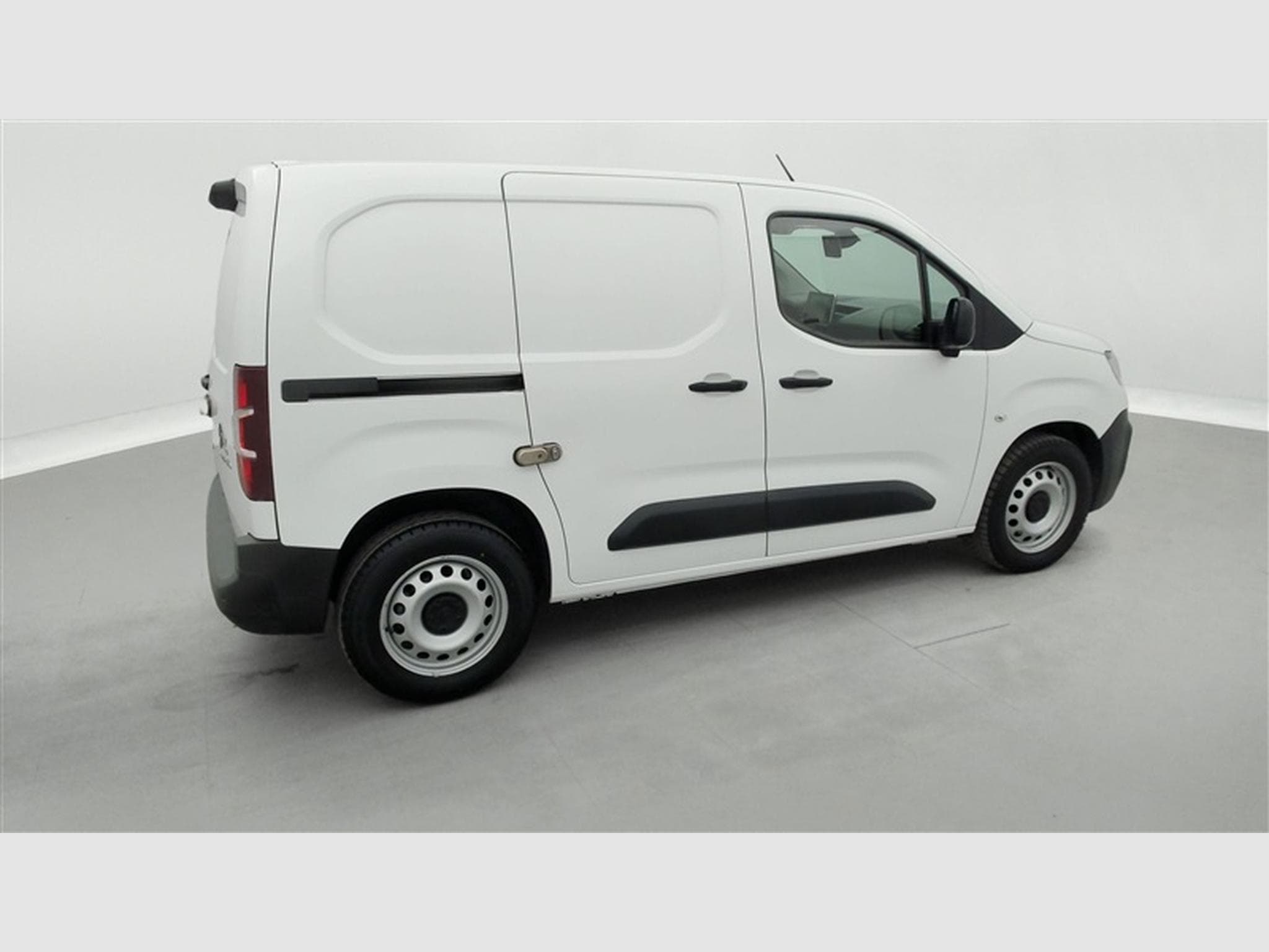 Citroen Berlingo 1.2 Puretech 130Cv EAT8 Worker 3PL / NAVI / CAMERA / CARPLAY (2021) - Foto 24