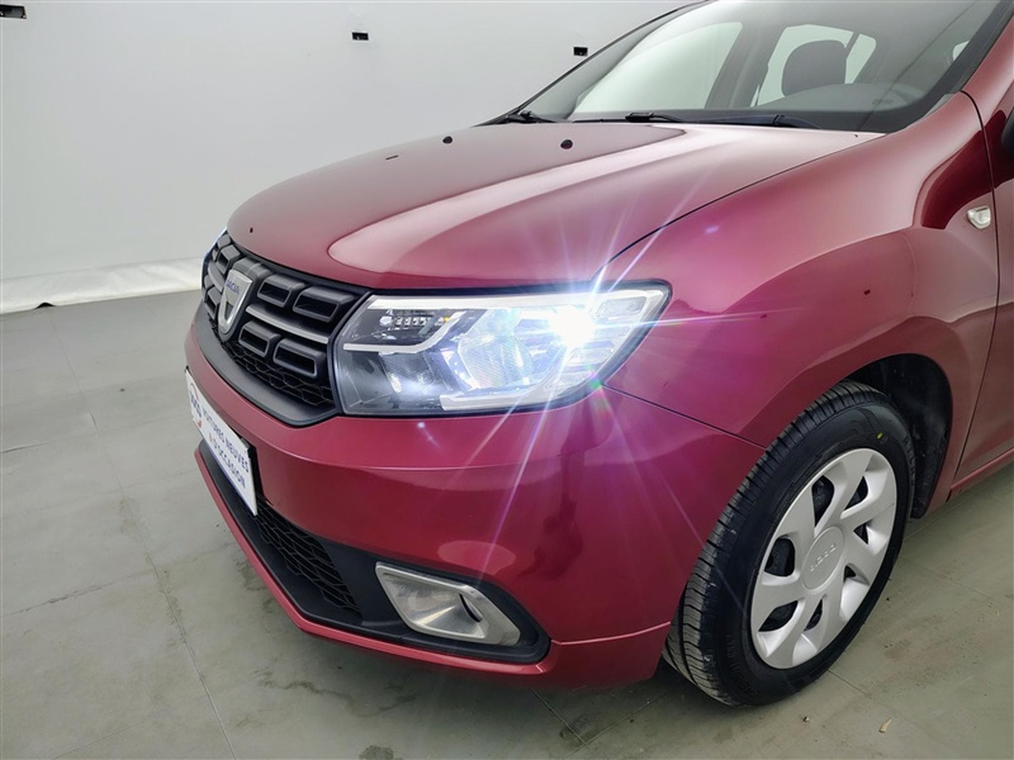 Dacia Sandero 1.0 SCe 75cv Laureate (2020) - Foto 15