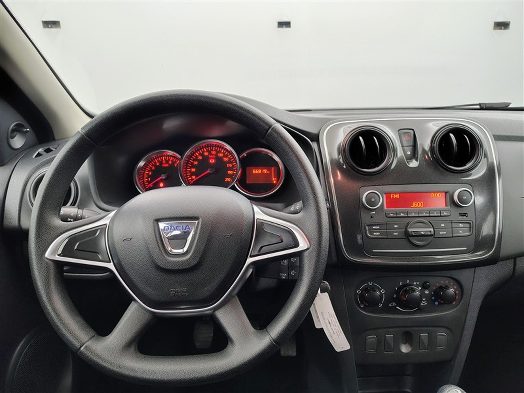 Dacia Sandero 1.0 SCe 75cv Laureate (2020) - Foto 9