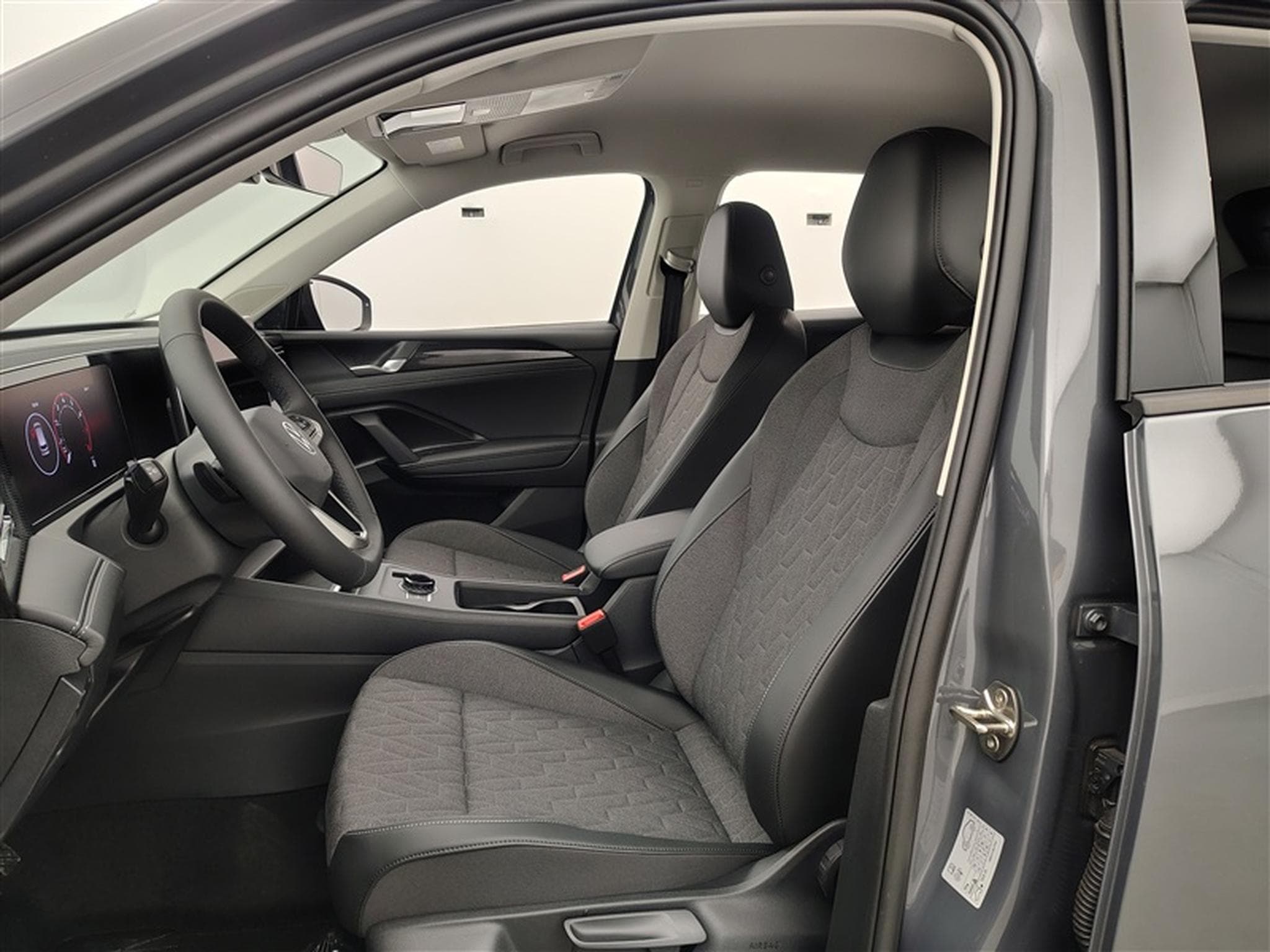 VW Tiguan 1.5 TSI 130cv DSG United CARPLAY / FULL LED / CAMERA 360° (2026) - Photo 7