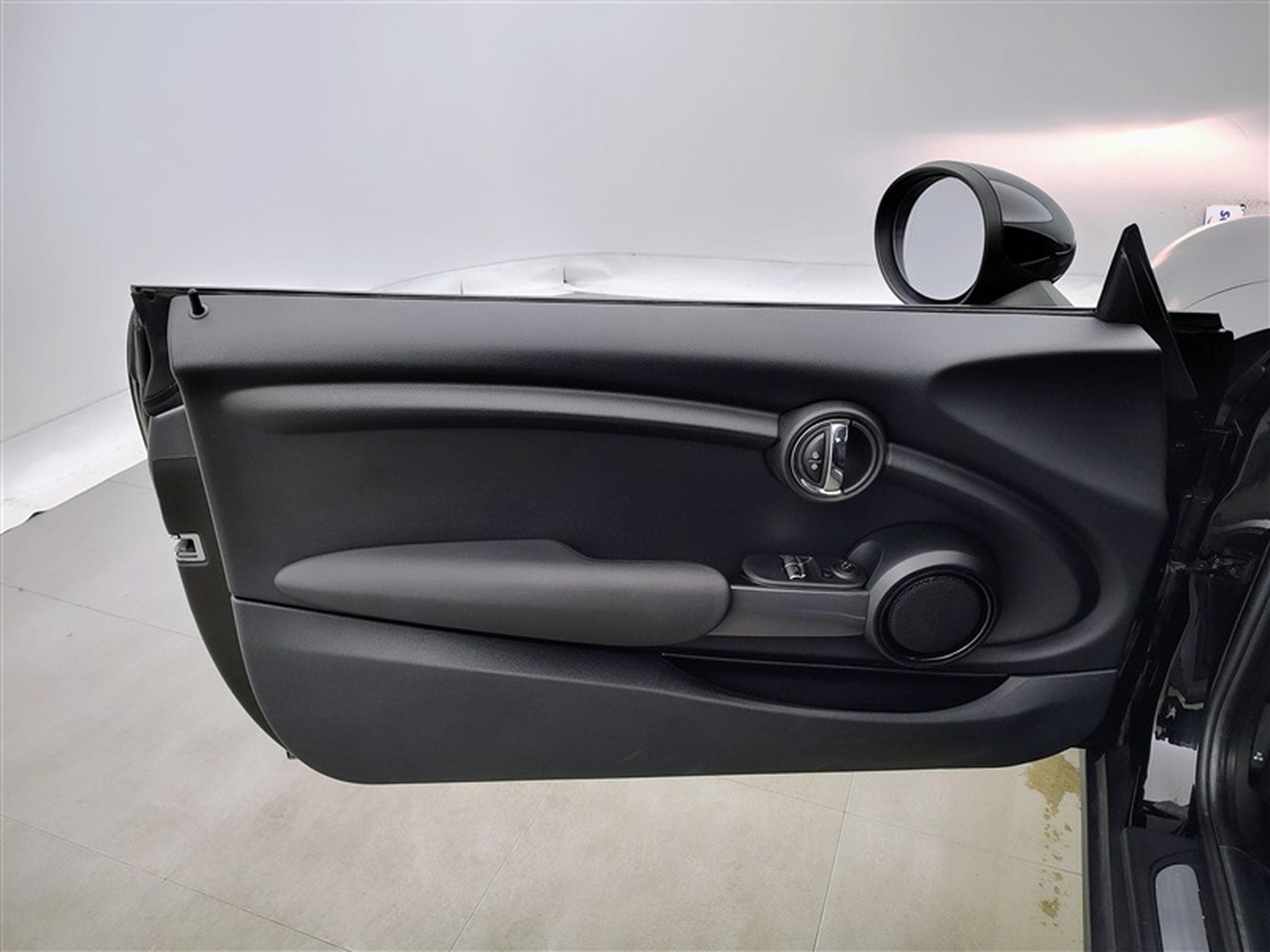 MINI Cooper 1.5 D One NAVI/JA15 (2019) - Foto 17