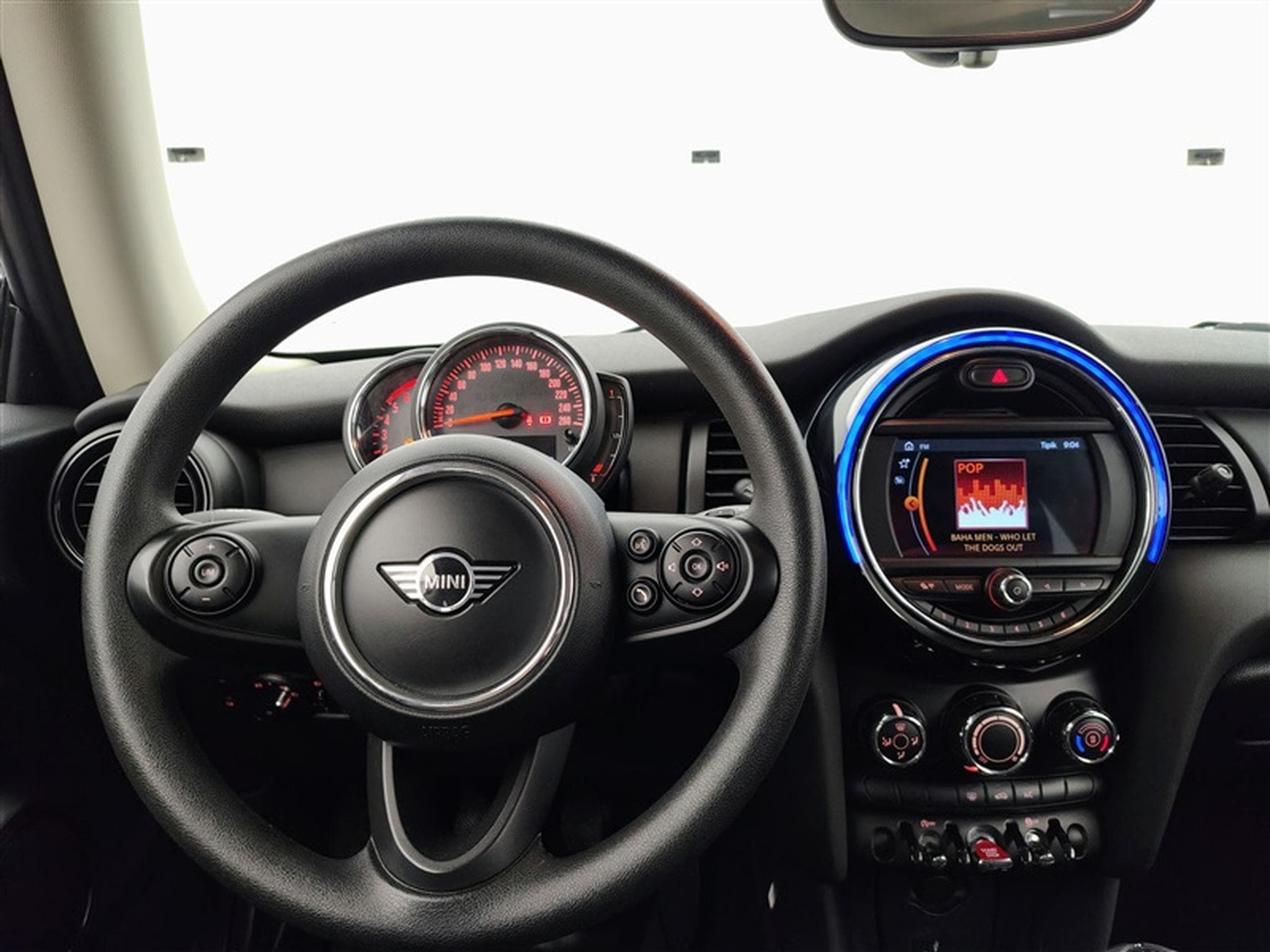 MINI Cooper 1.5 D One NAVI/JA15 (2019) - Foto 9