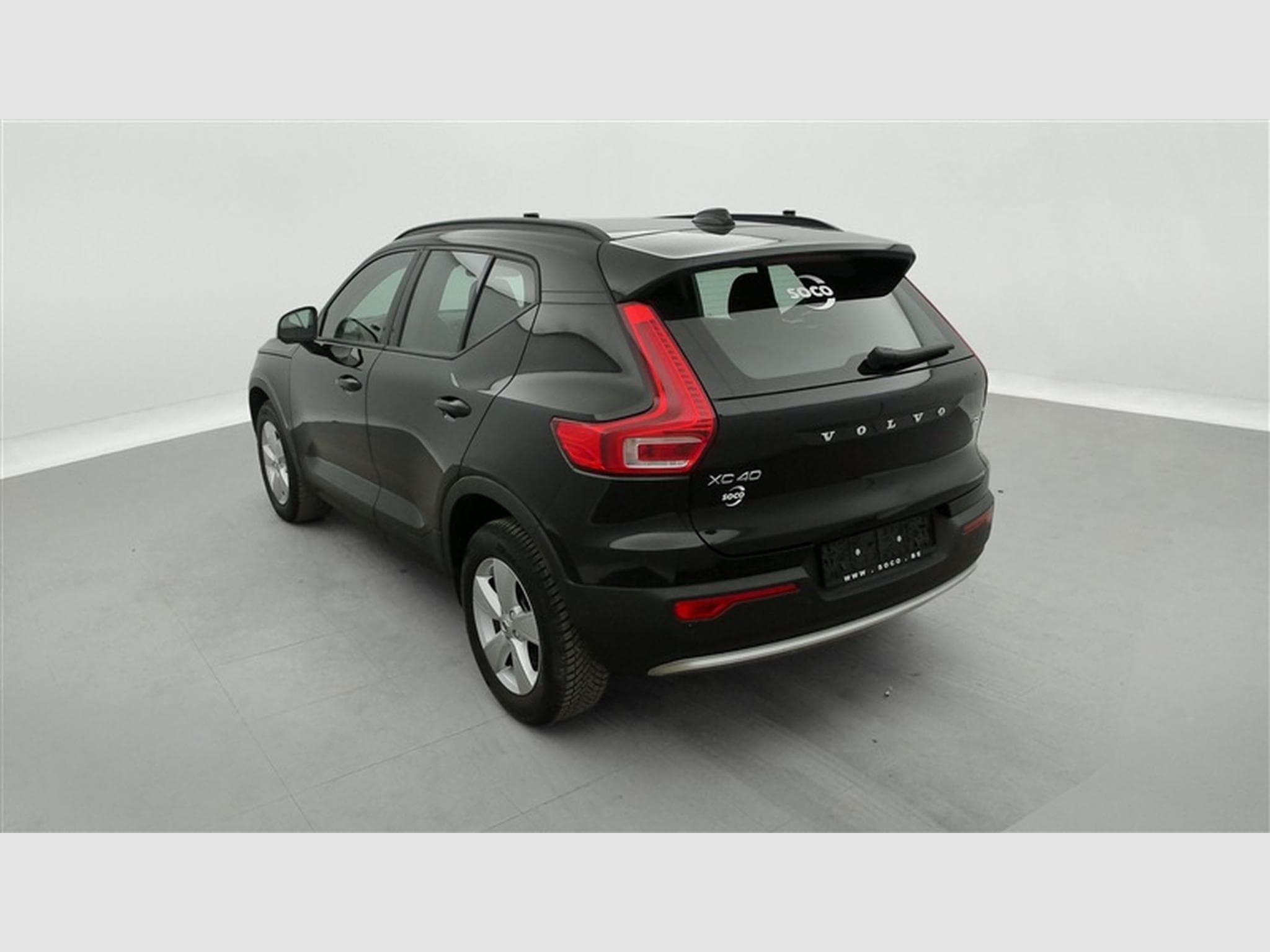 Volvo XC40 1.5 T2 Essential FULL LED/CARPLAY/JA17/PDC (2023) - Photo 2