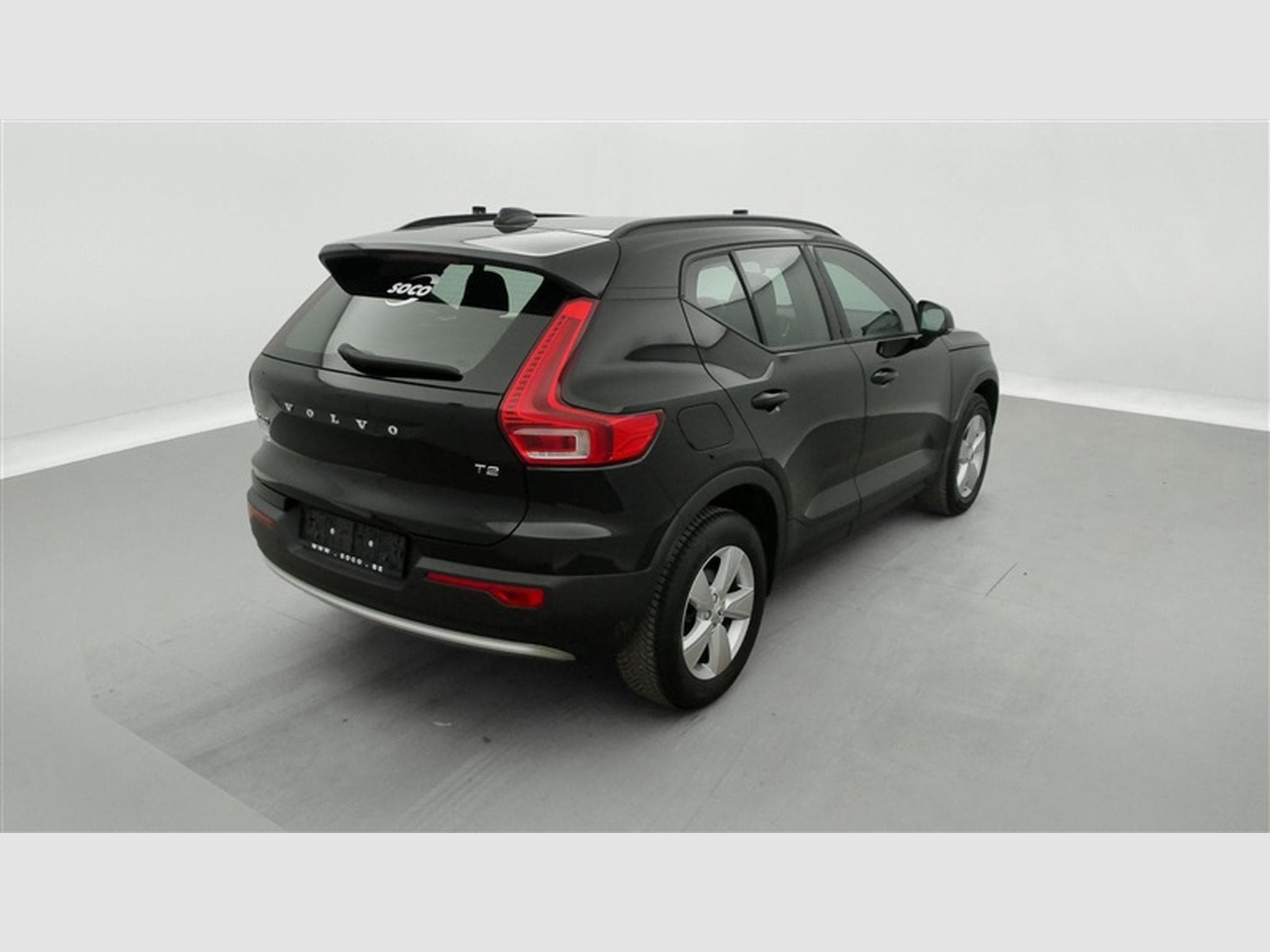 Volvo XC40 1.5 T2 Essential FULL LED/CARPLAY/JA17/PDC (2023) - Photo 25