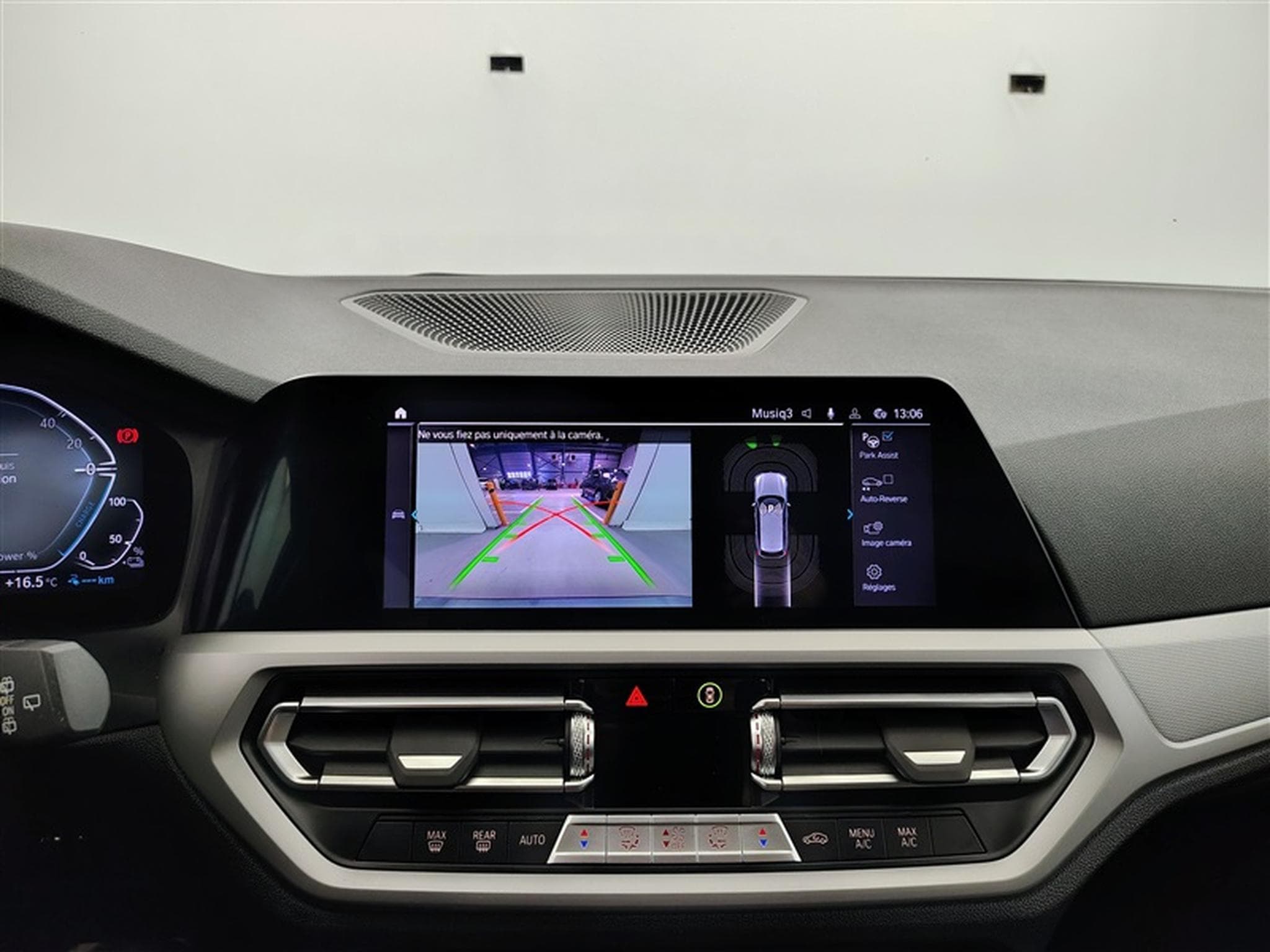 BMW 320 320eA PHEV CUIR/NAVI/FULL LED/JA/PDC (2022) - Foto 18