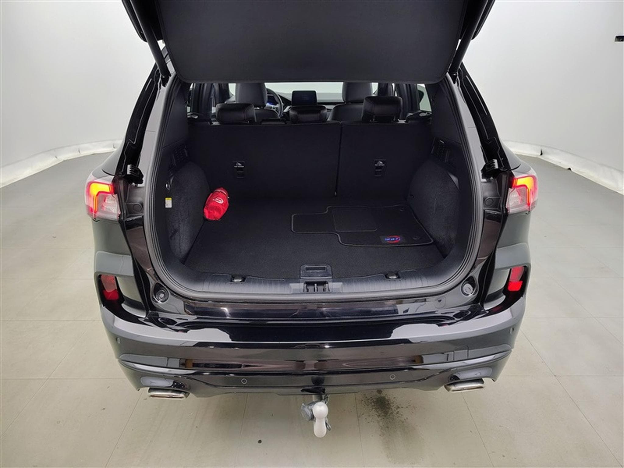 Ford Kuga 2.0 TDCi 120cv PowerShift ST-Line NAVI / FULL LED / CAMERA (2023) - Foto 14